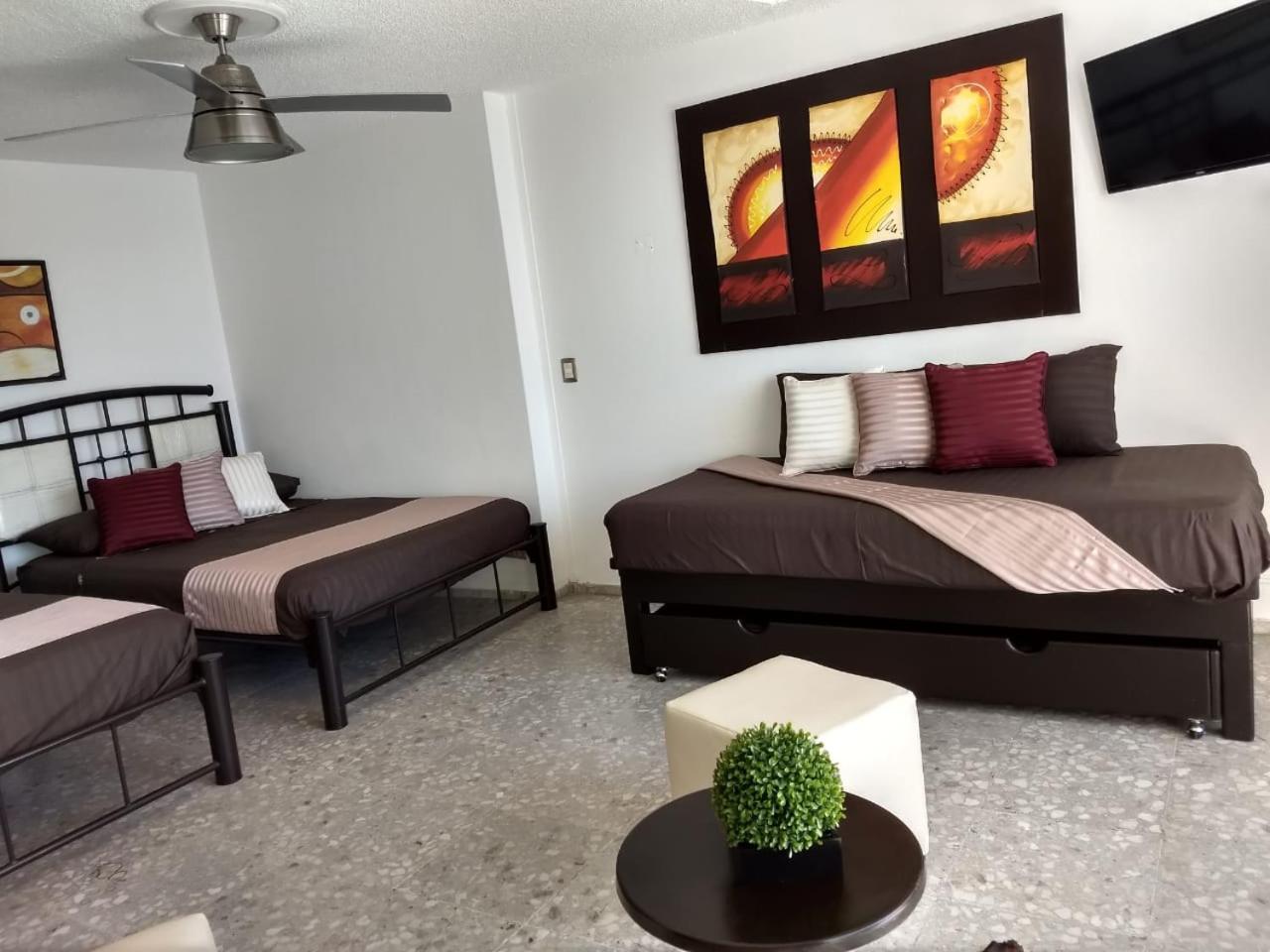 SUITE SELECT TORRES GEMELAS view 5