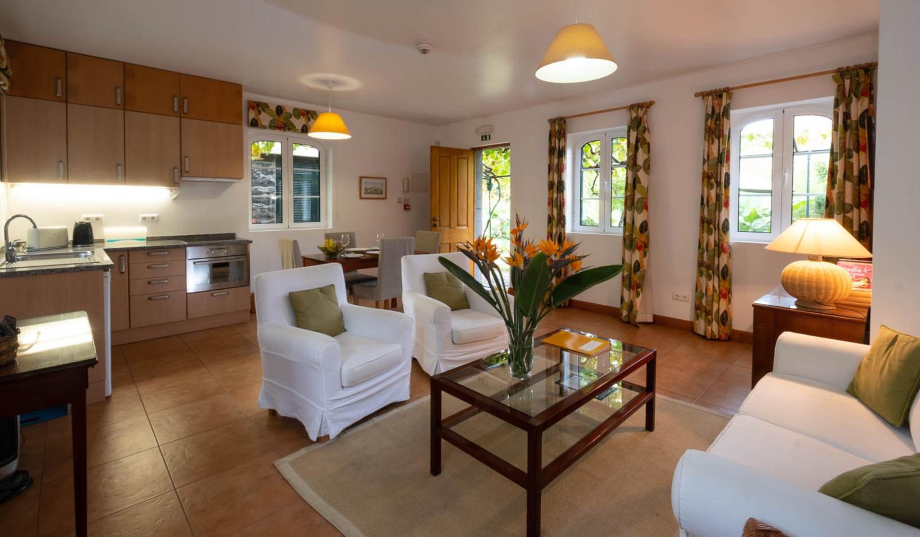 OurMadeira - Casa das Vinhas view 3