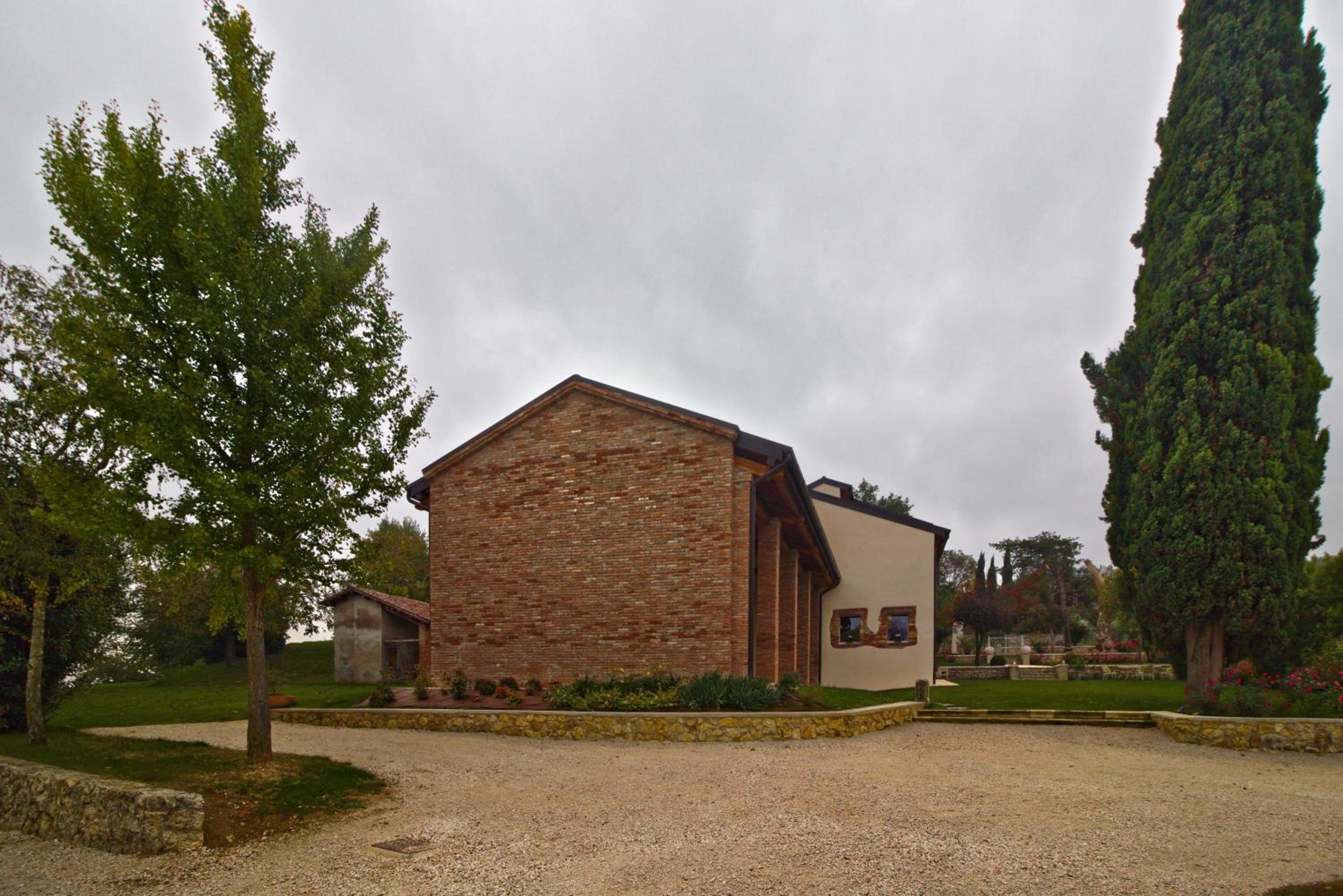 Photo 47