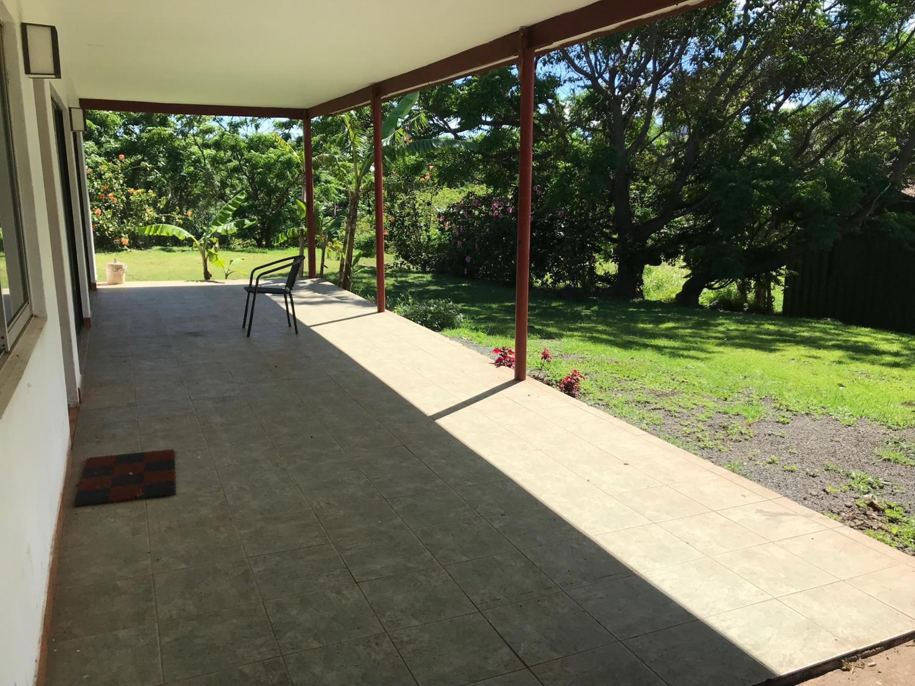 Cabañas Tautira view 4