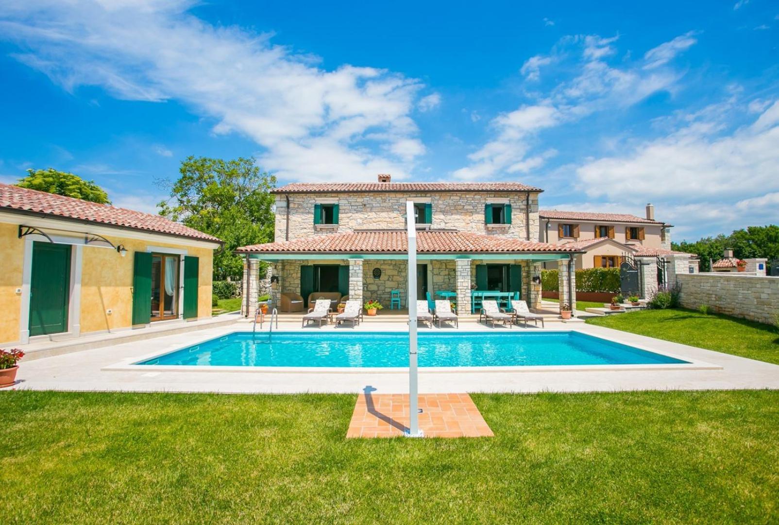 Charming Villa Luce Ribari in Istria Countryside view 4