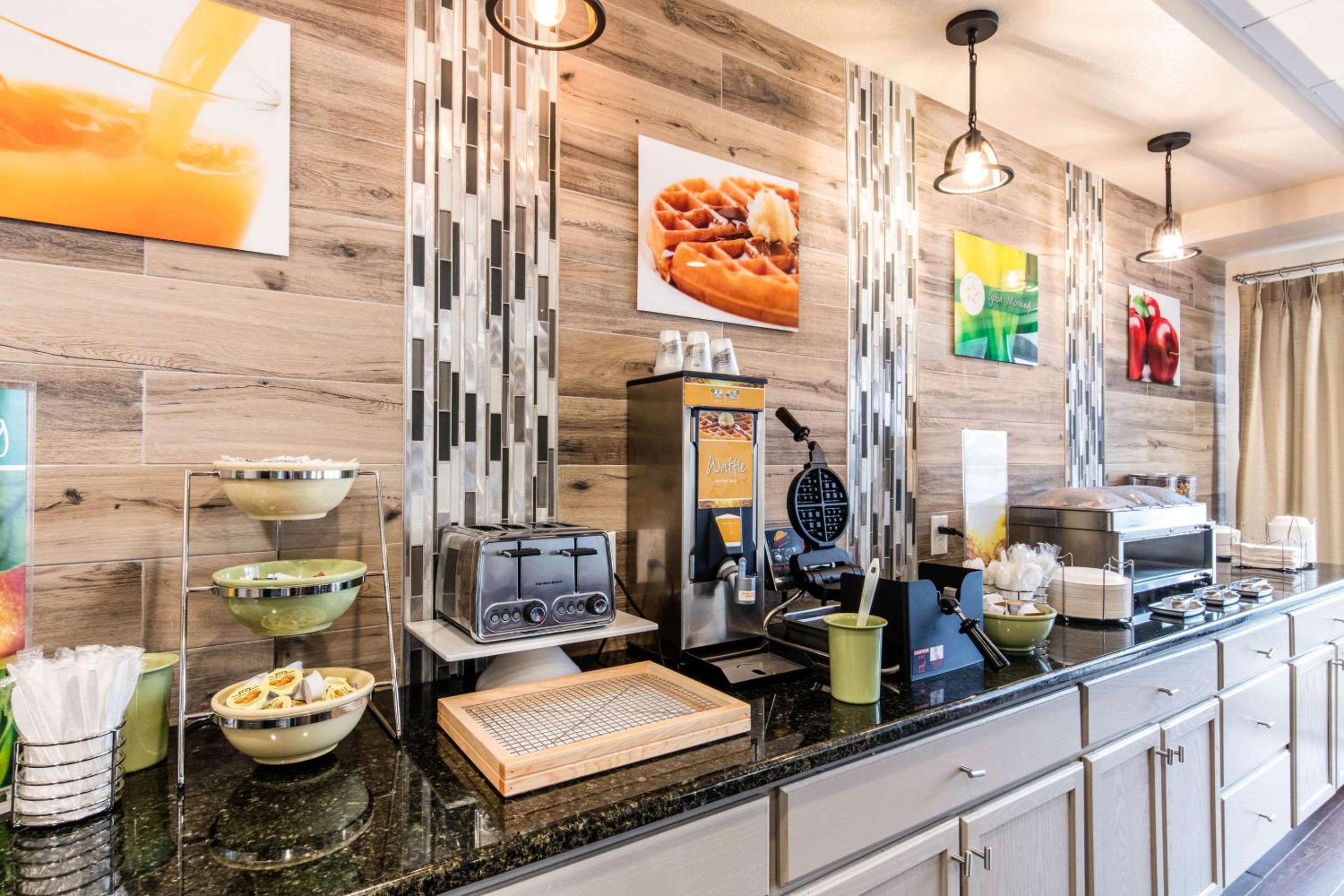 Lake Tahoe Vacations - Quality Inn Valley - West Point - Property Image 15