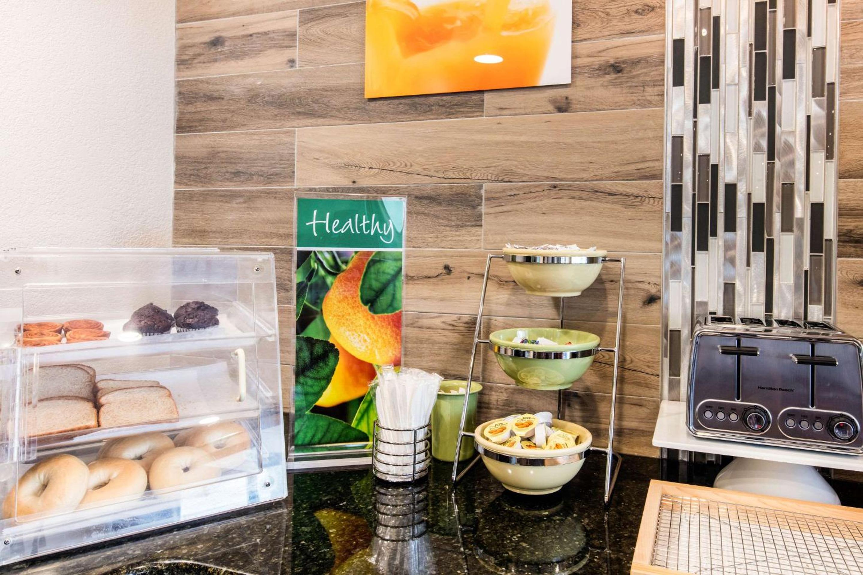 Lake Tahoe Vacations - Quality Inn Valley - West Point - Property Image 14