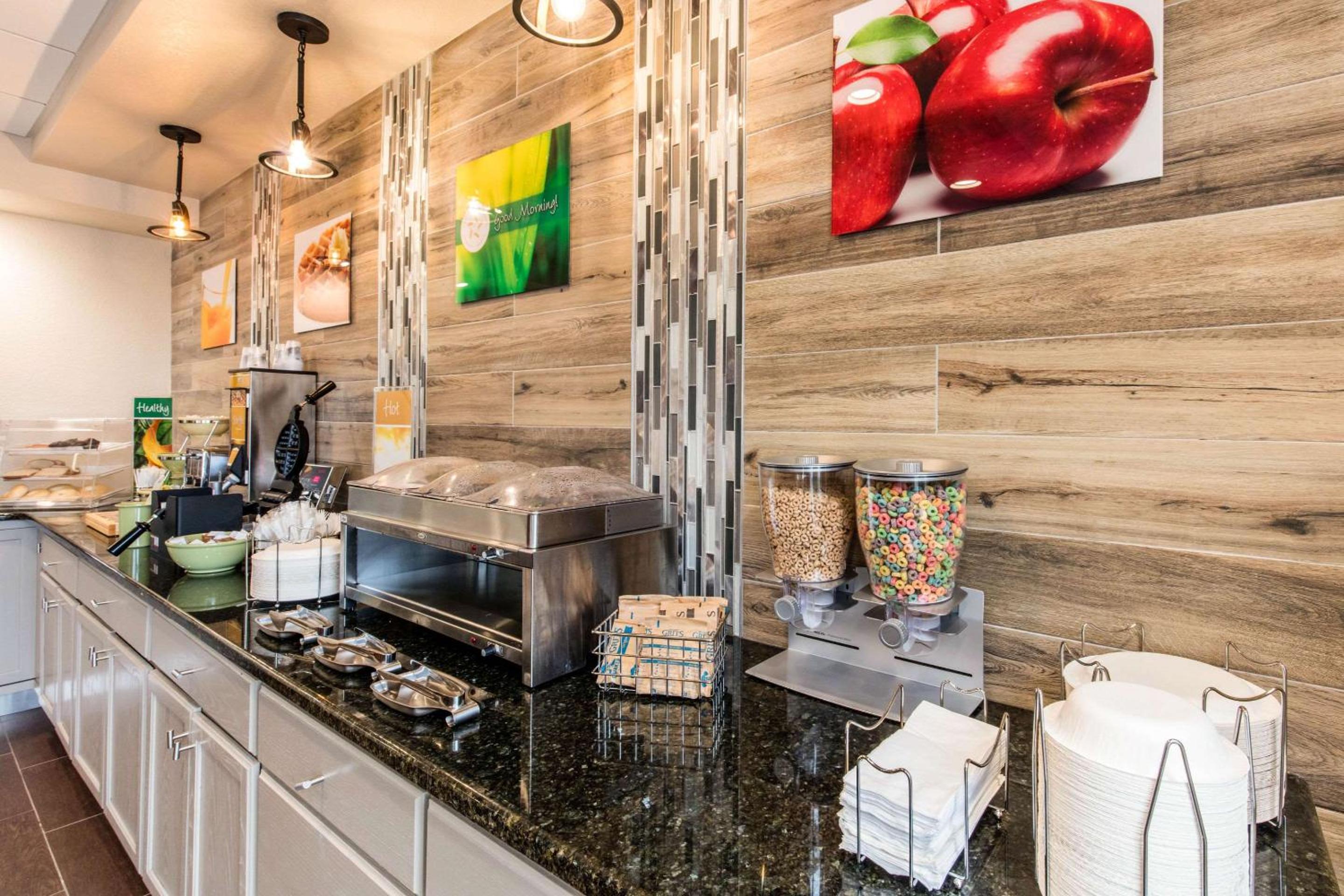 Lake Tahoe Vacations - Quality Inn Valley - West Point - Property Image 13