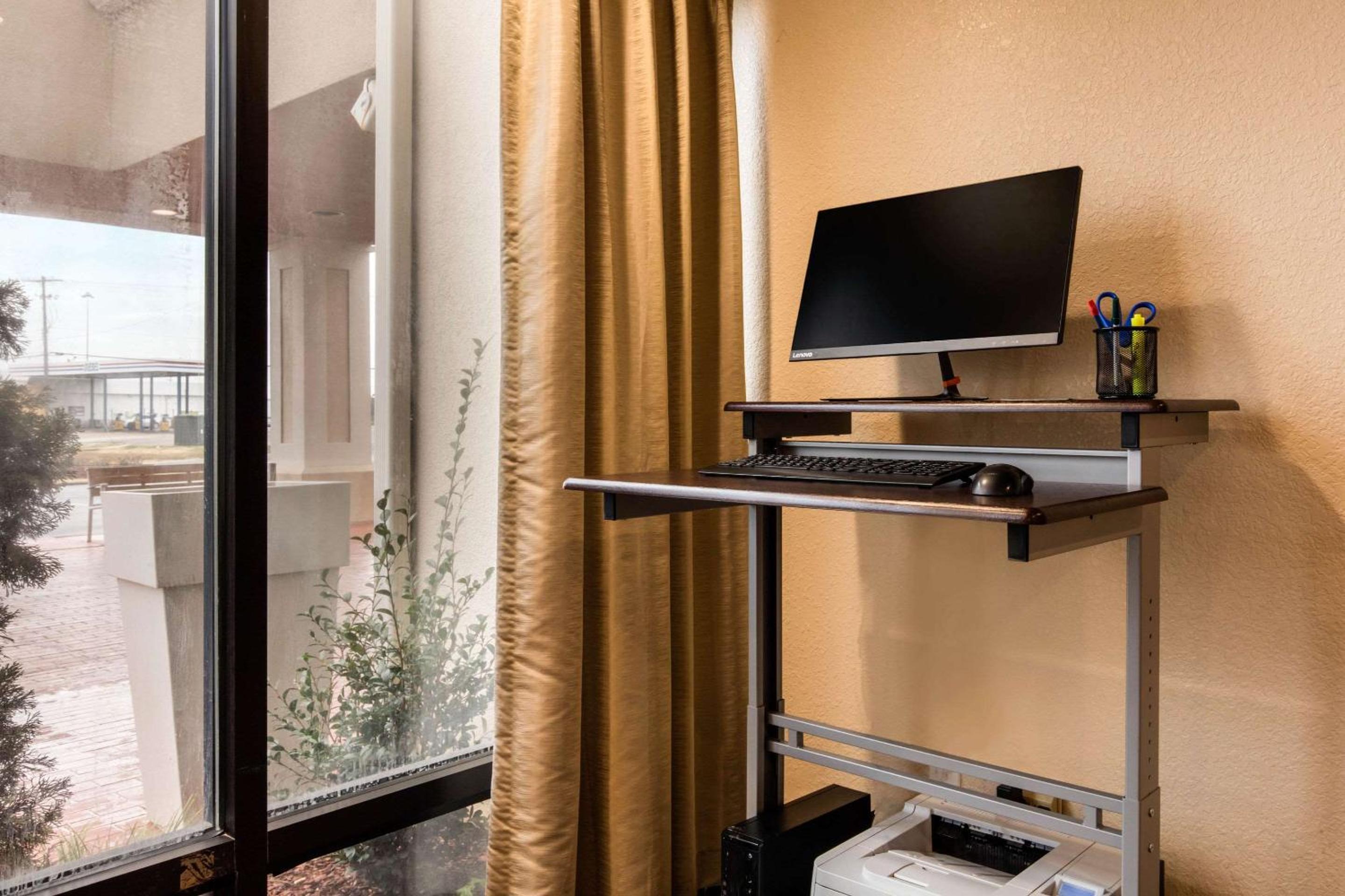 Lake Tahoe Vacations - Quality Inn Valley - West Point - Property Image 12