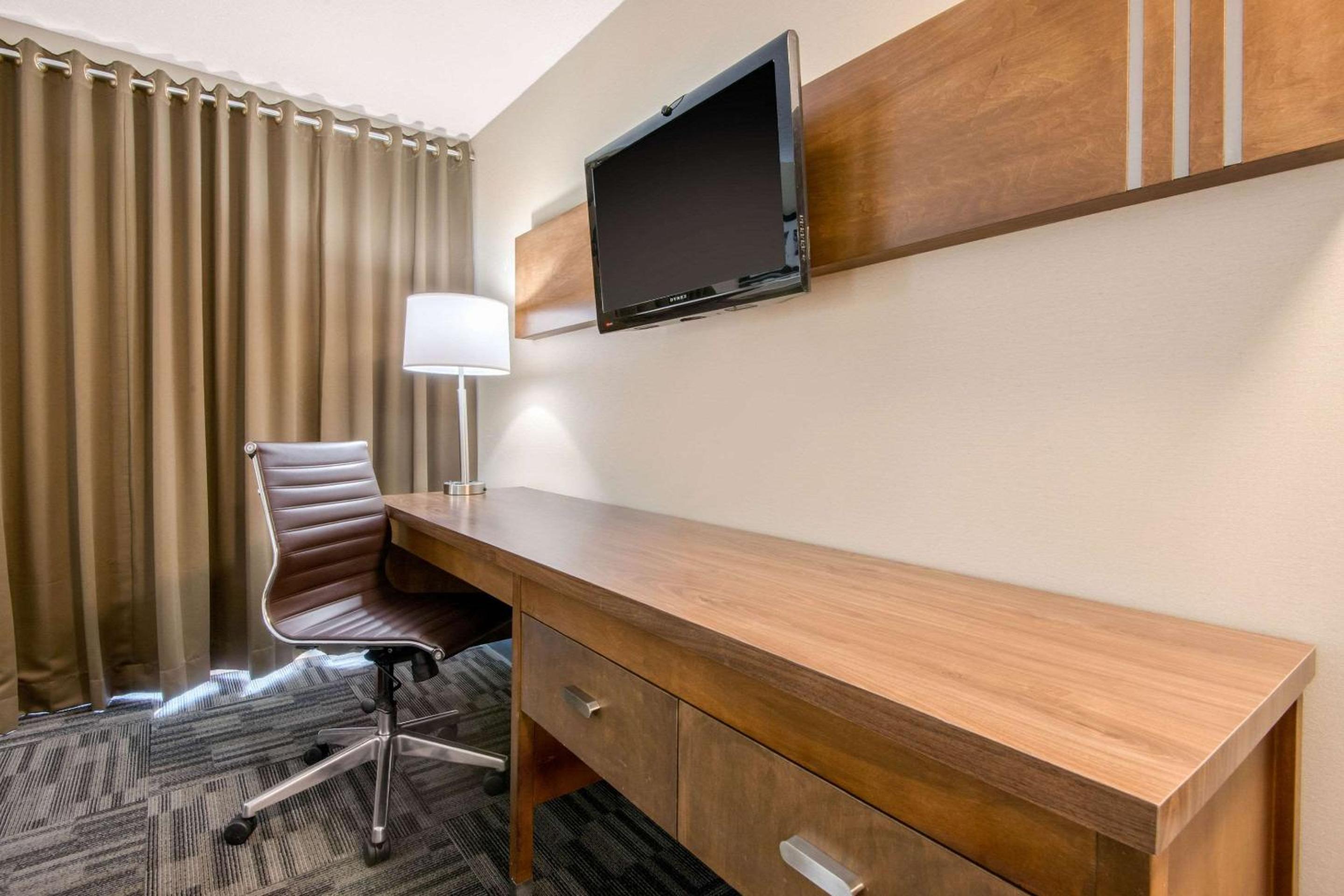 Quality Inn & Conference Centre