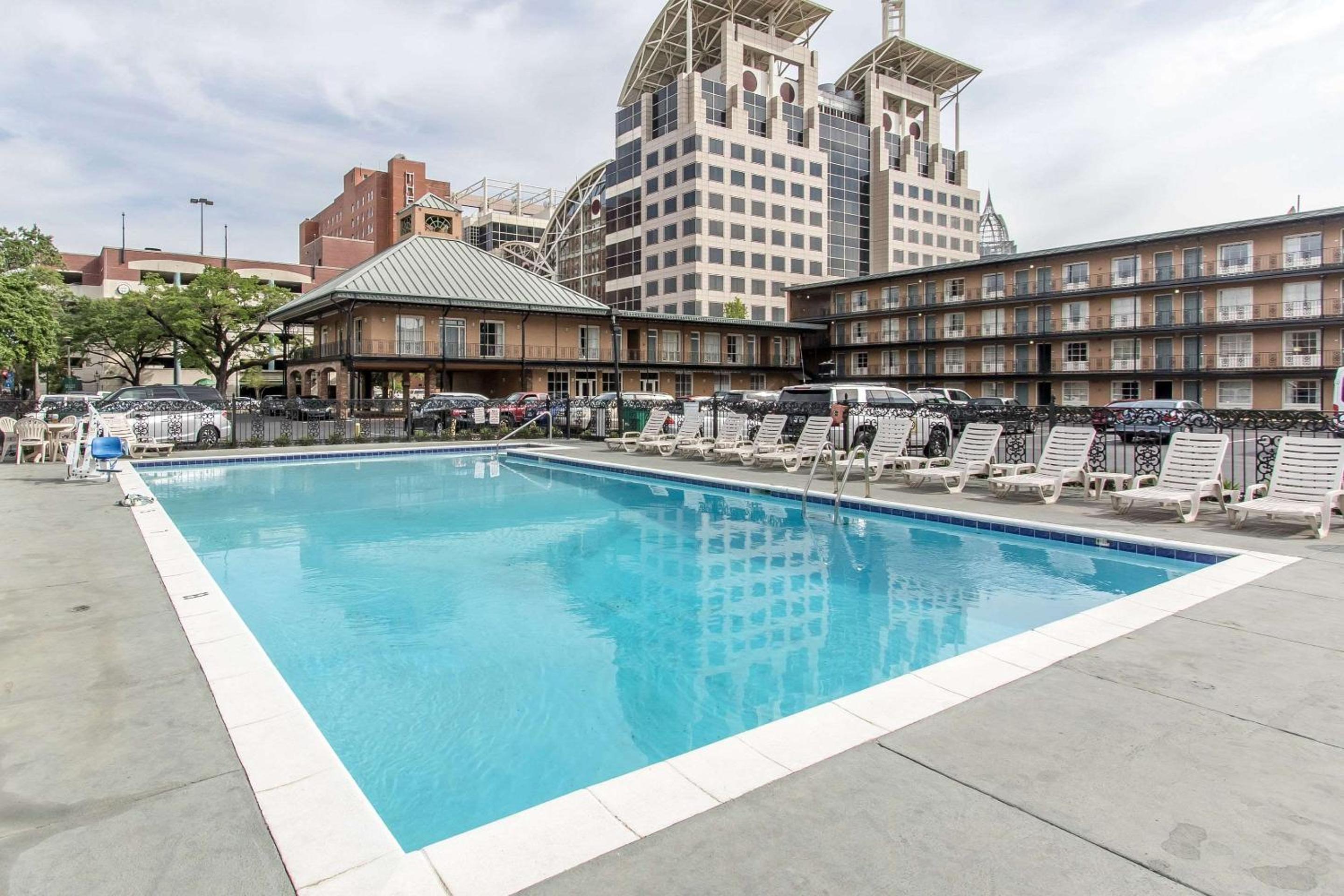 Quality Inn Downtown Historic District view 3
