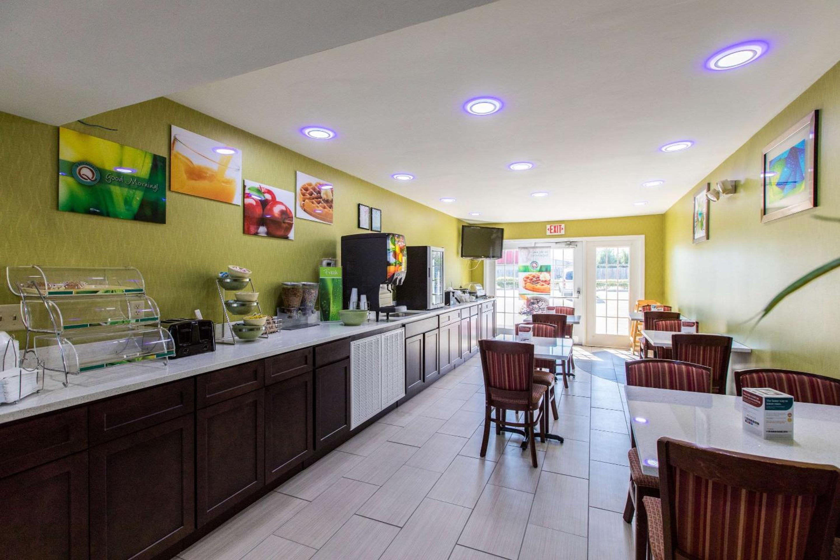 Quality Inn Albertville US 431 - Property Image 6