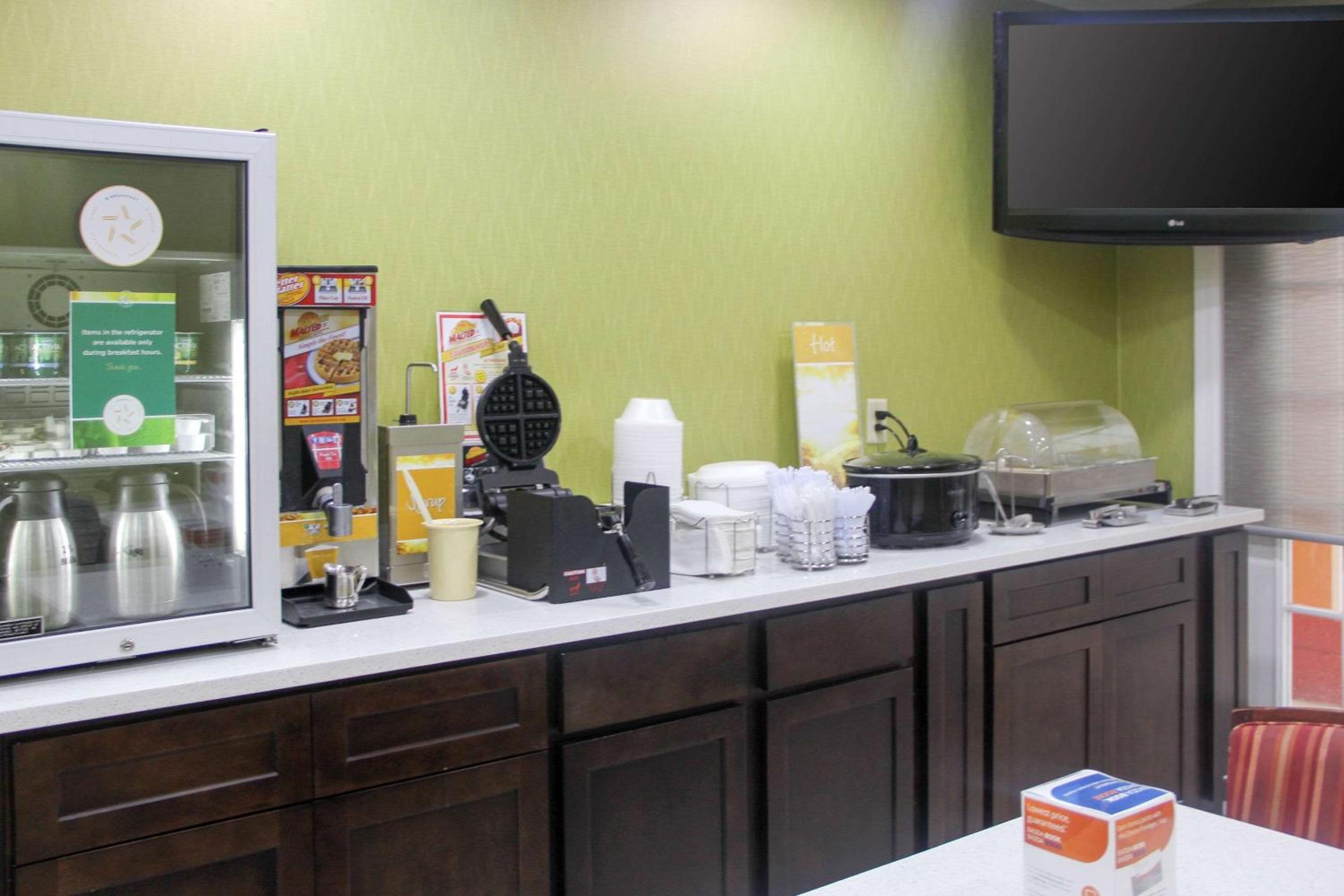 Quality Inn Albertville US 431 - Property Image 13
