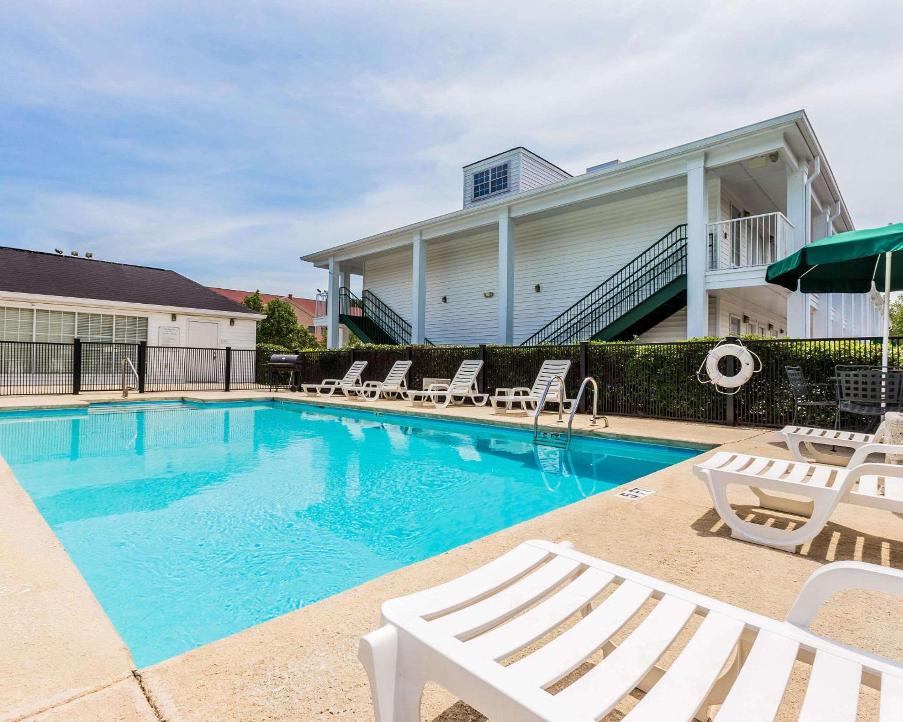 Quality Inn Trussville I-59 exit 141 - Property Image 17