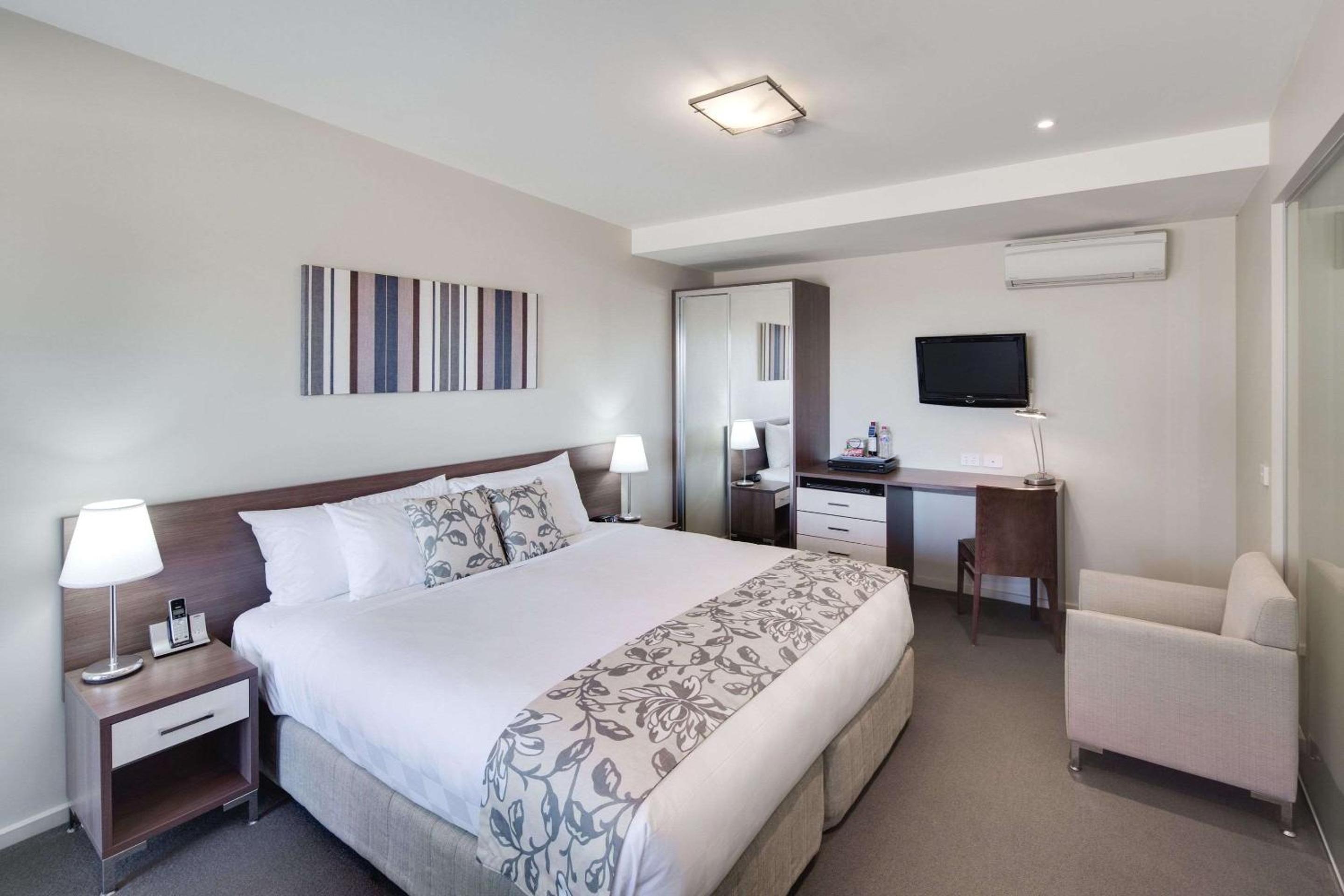 Drouin Motel view 5