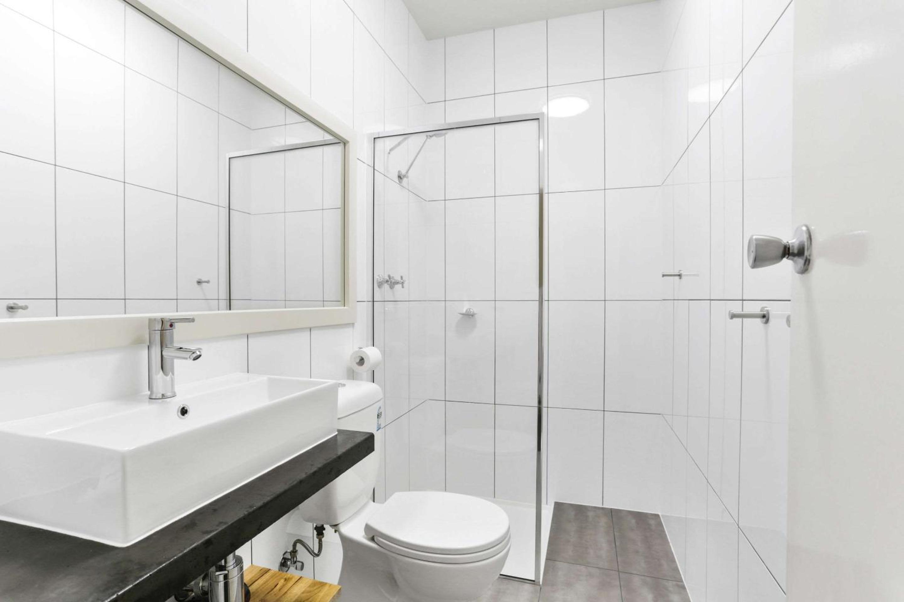 Hamilton Vacations - Botanical Hamilton - Property Image 6