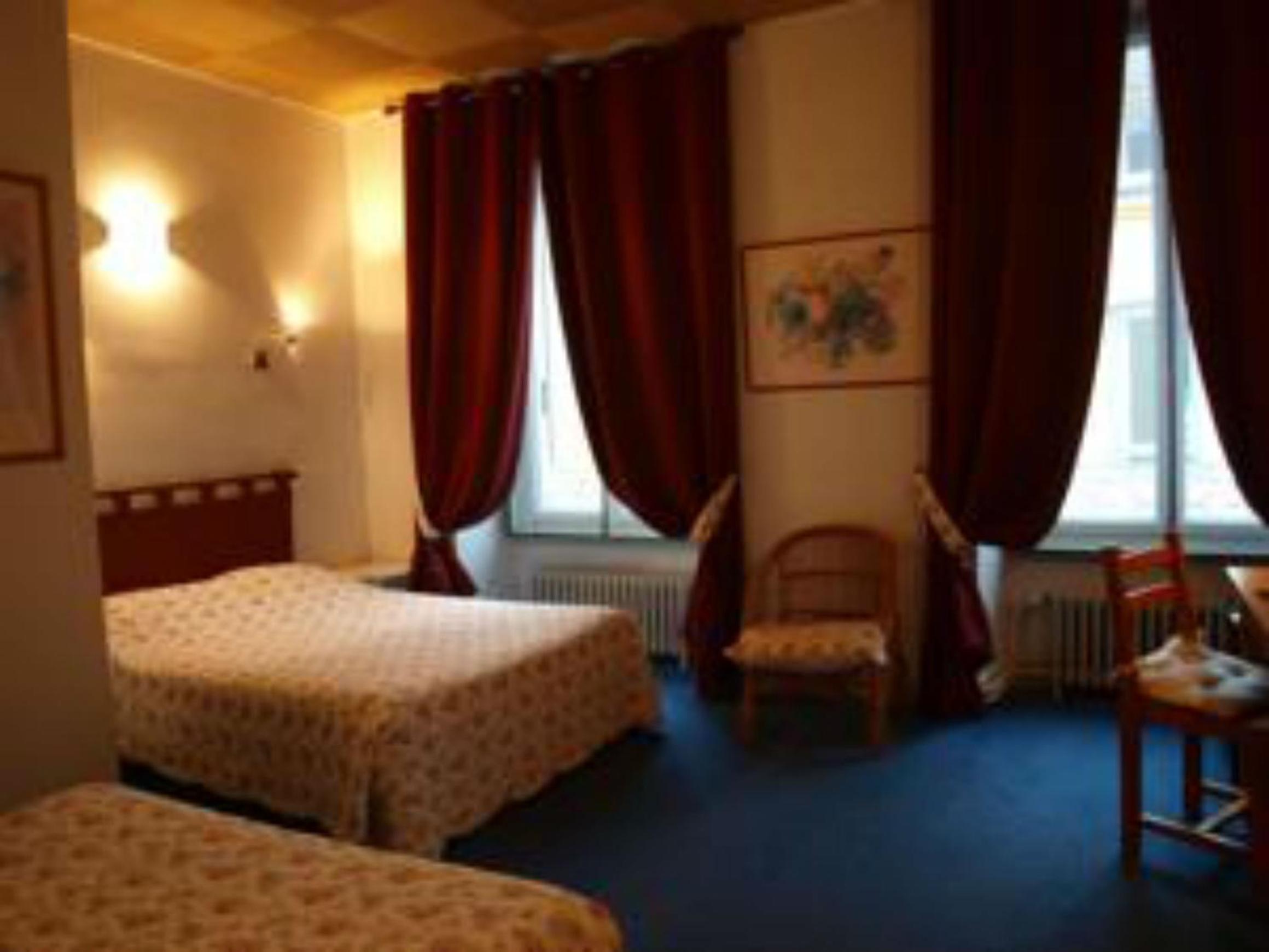 Pau Vacations - Hotel Adour - Property Image 3