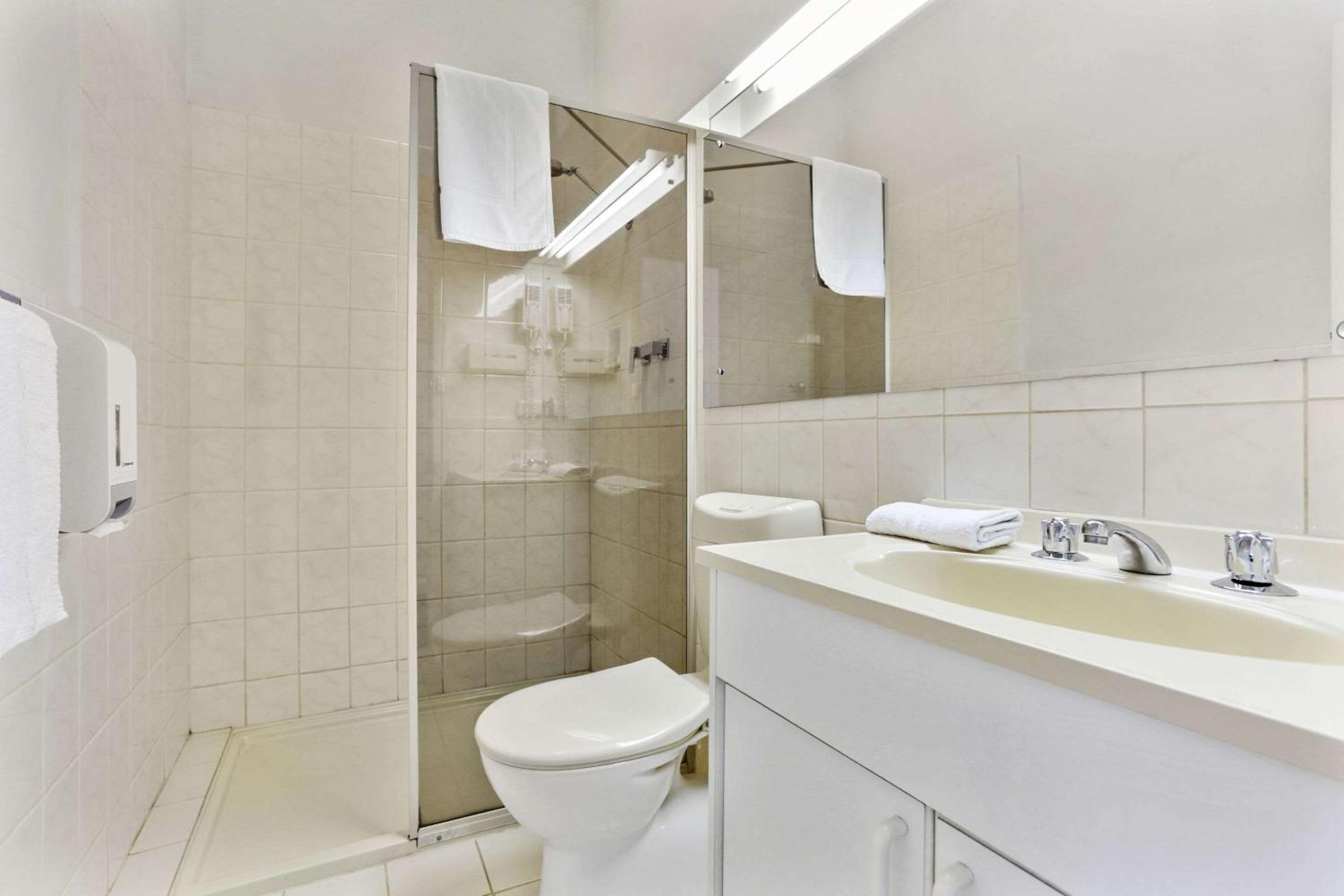 Hamilton Vacations - Botanical Hamilton - Property Image 10