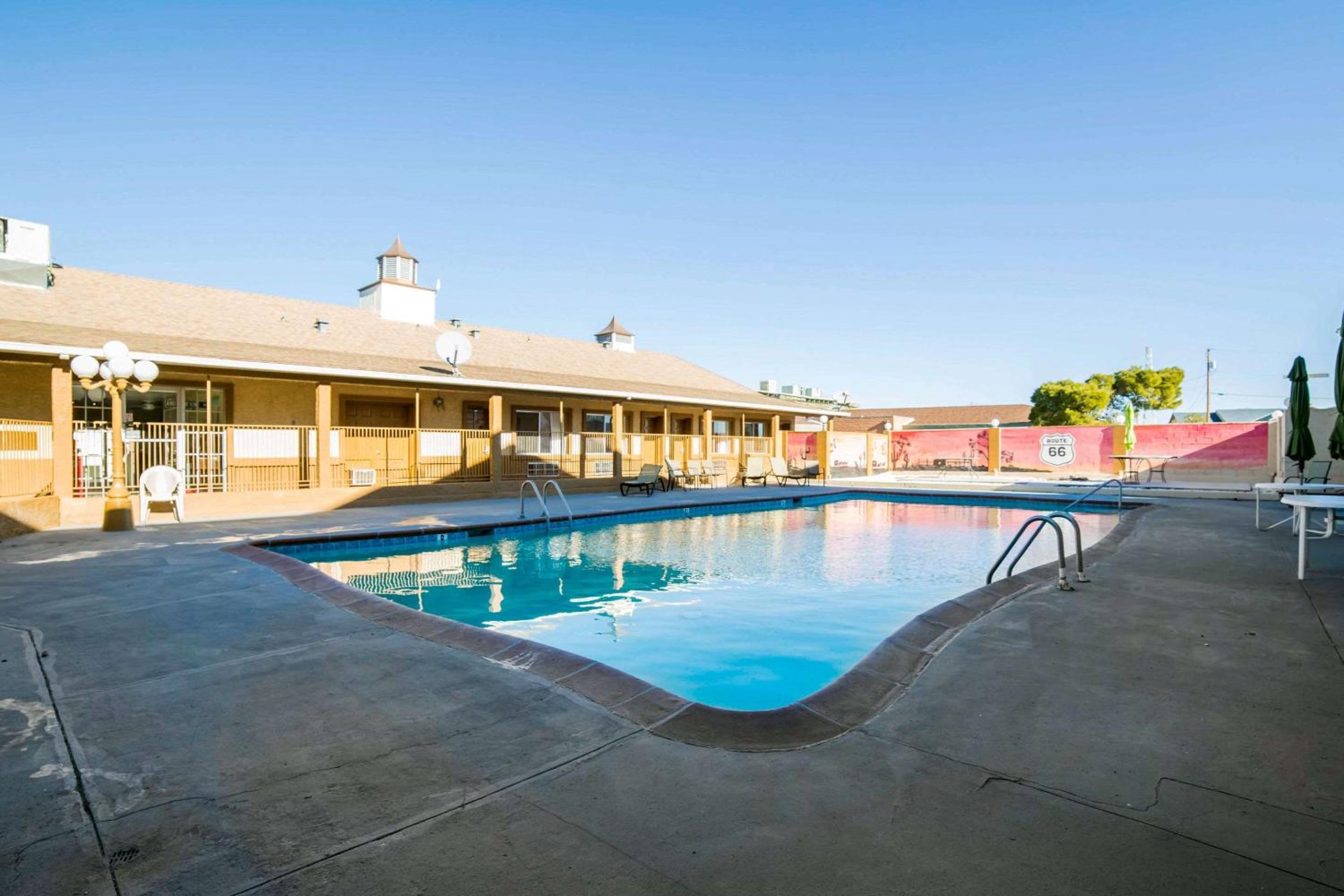 Kingman Vacations - Rodeway Inn Kingman Route 66 - Property Image 4