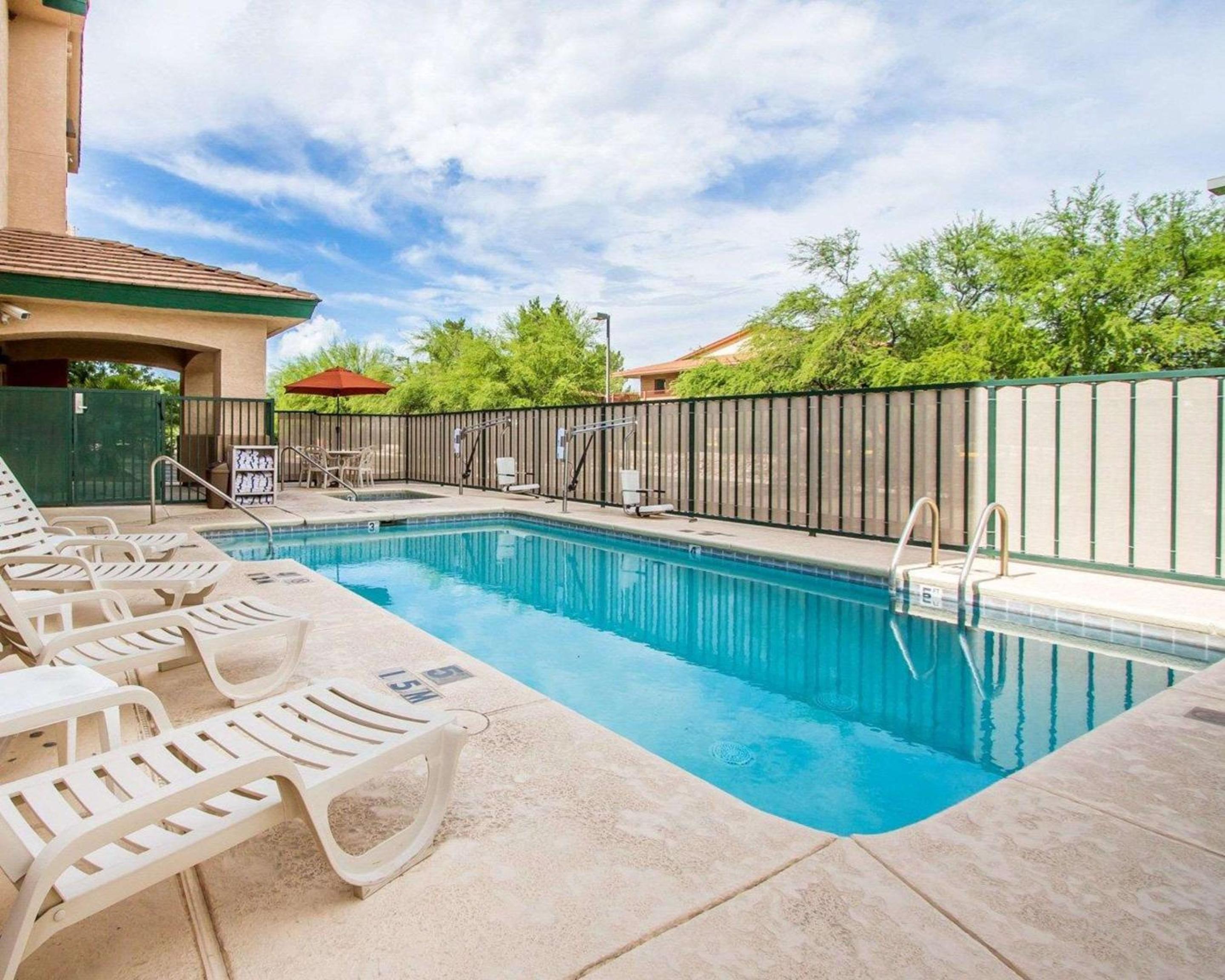 Sierra Vista Vacations - Comfort Inn  Suites Sierra Vista near Ft Huachuca - Property Image 10