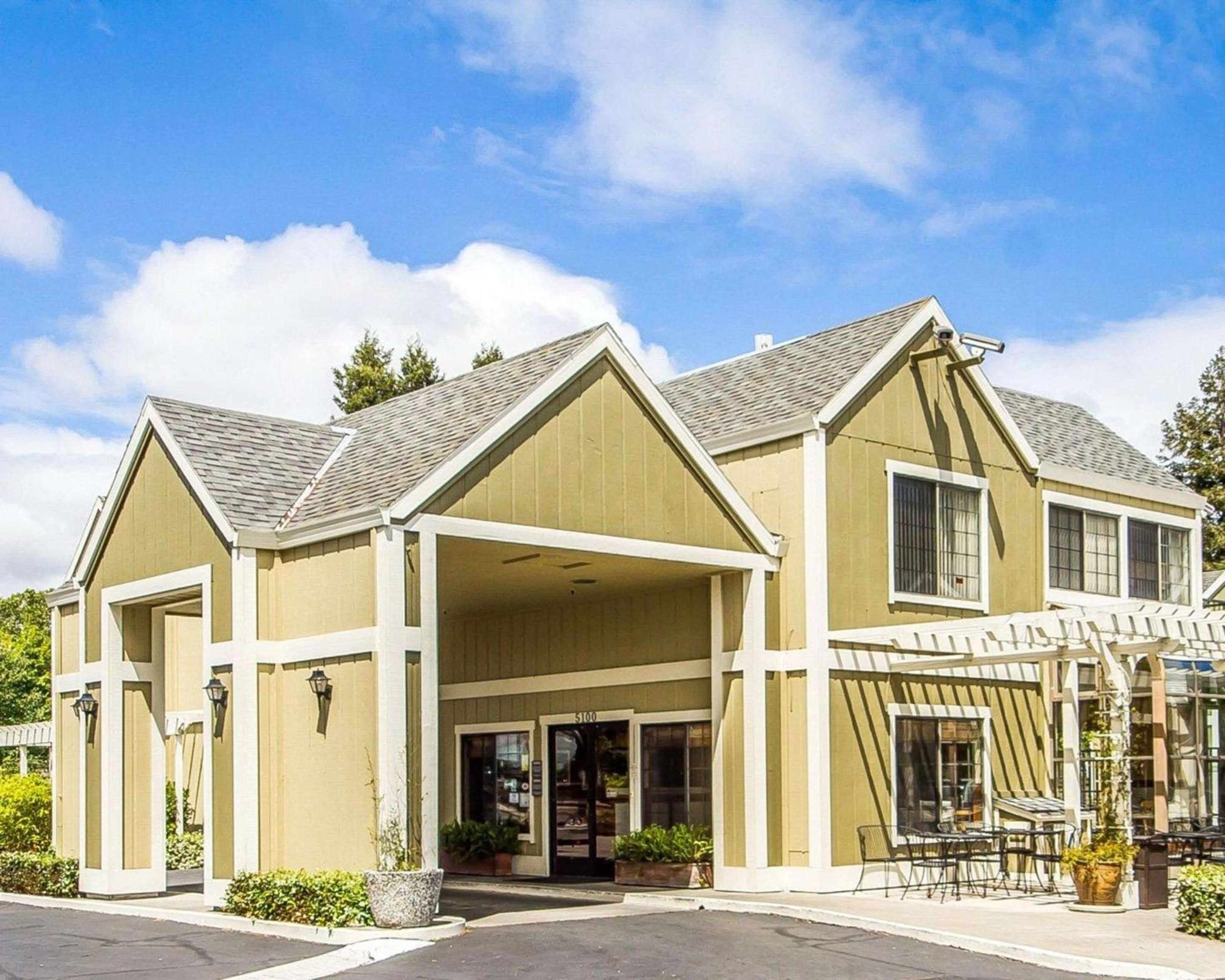 Petaluma Vacations - Quality Inn Petaluma - Sonoma - Property Image 2