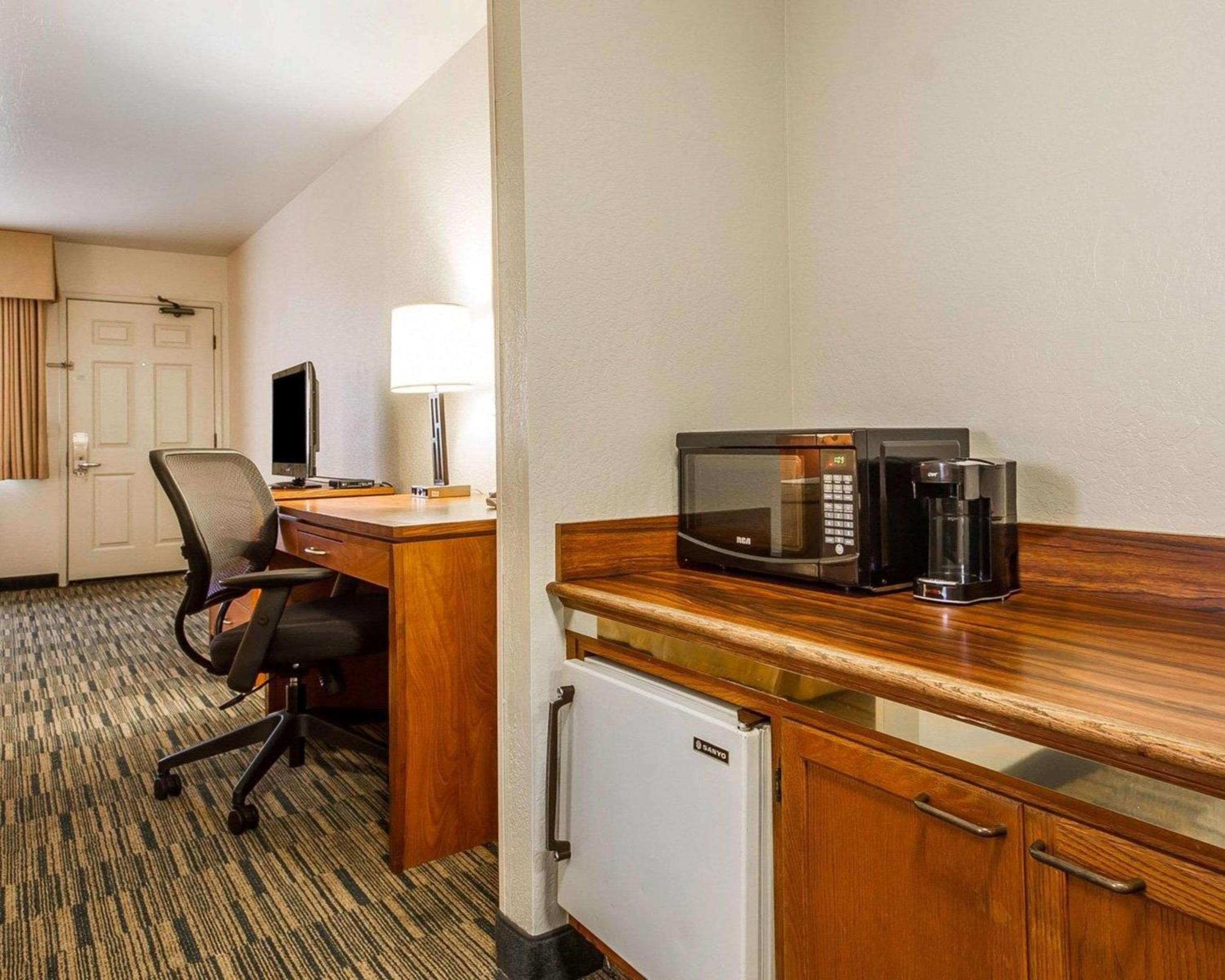 Petaluma Vacations - Quality Inn Petaluma - Sonoma - Property Image 9