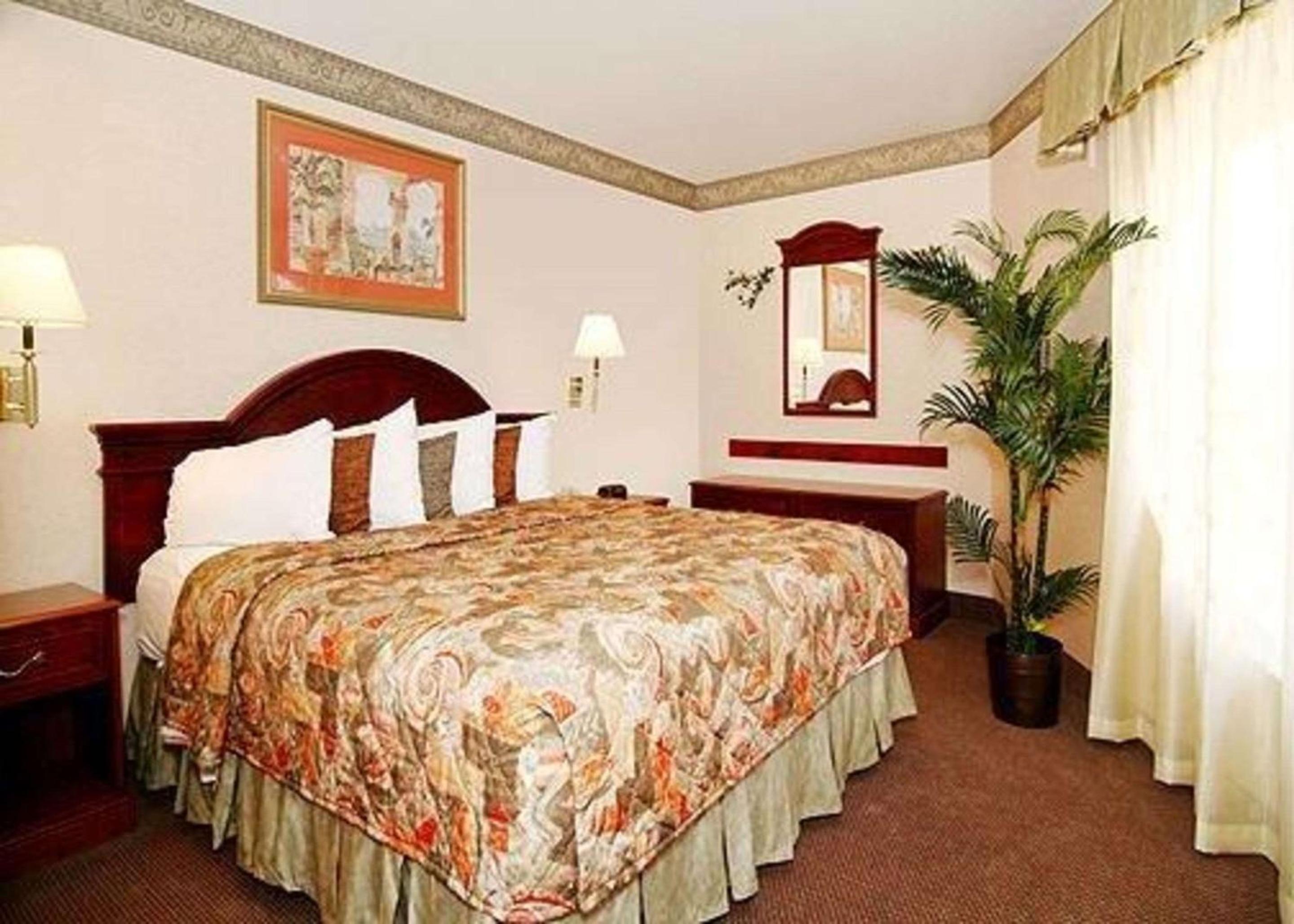 San Jose Vacations - Quality Inn Santa Clara Convention Center - Property Image 5