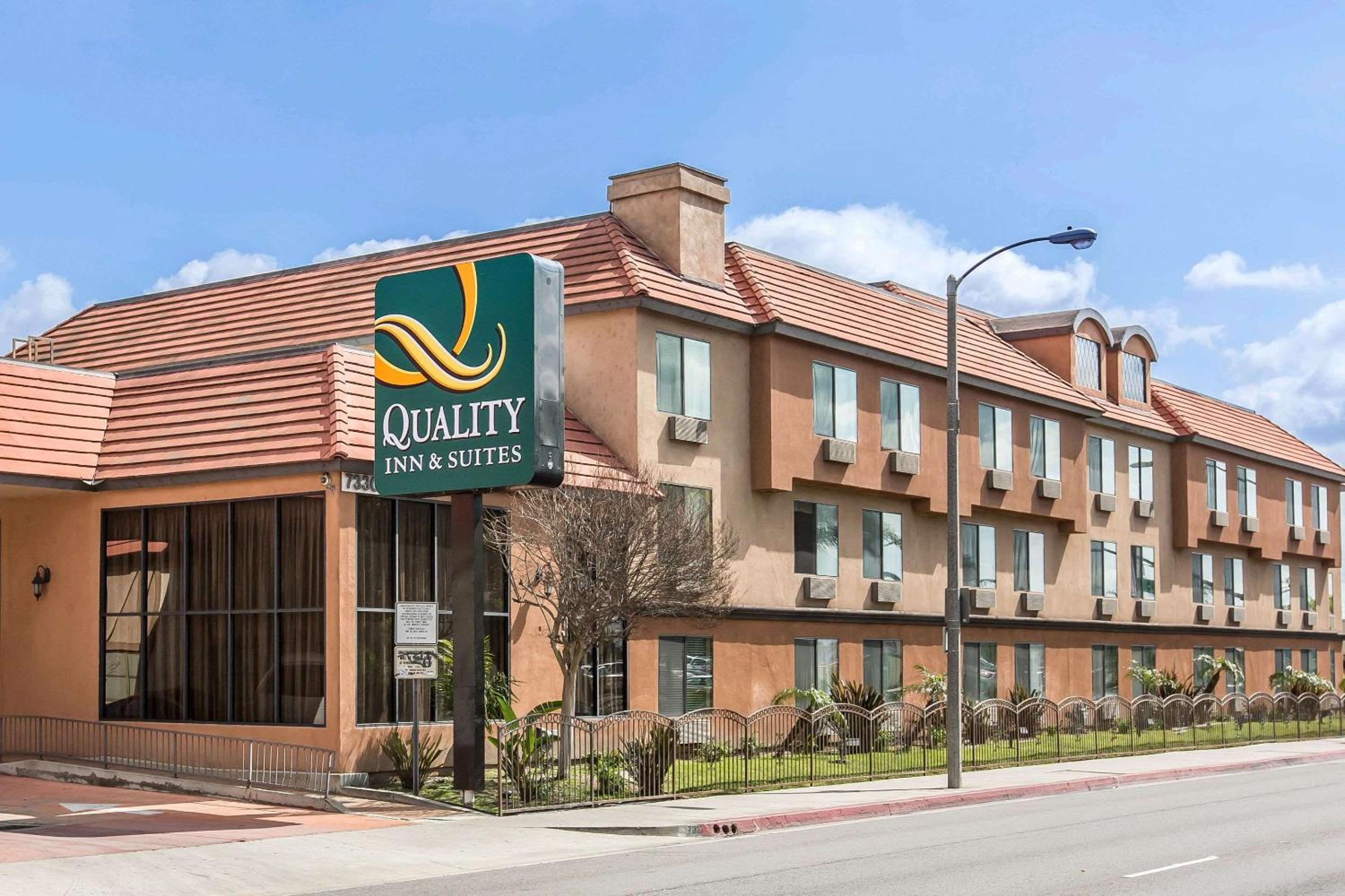 Hotel Quality Inn & Suites Bell Gardens-Los Angeles - Image 1