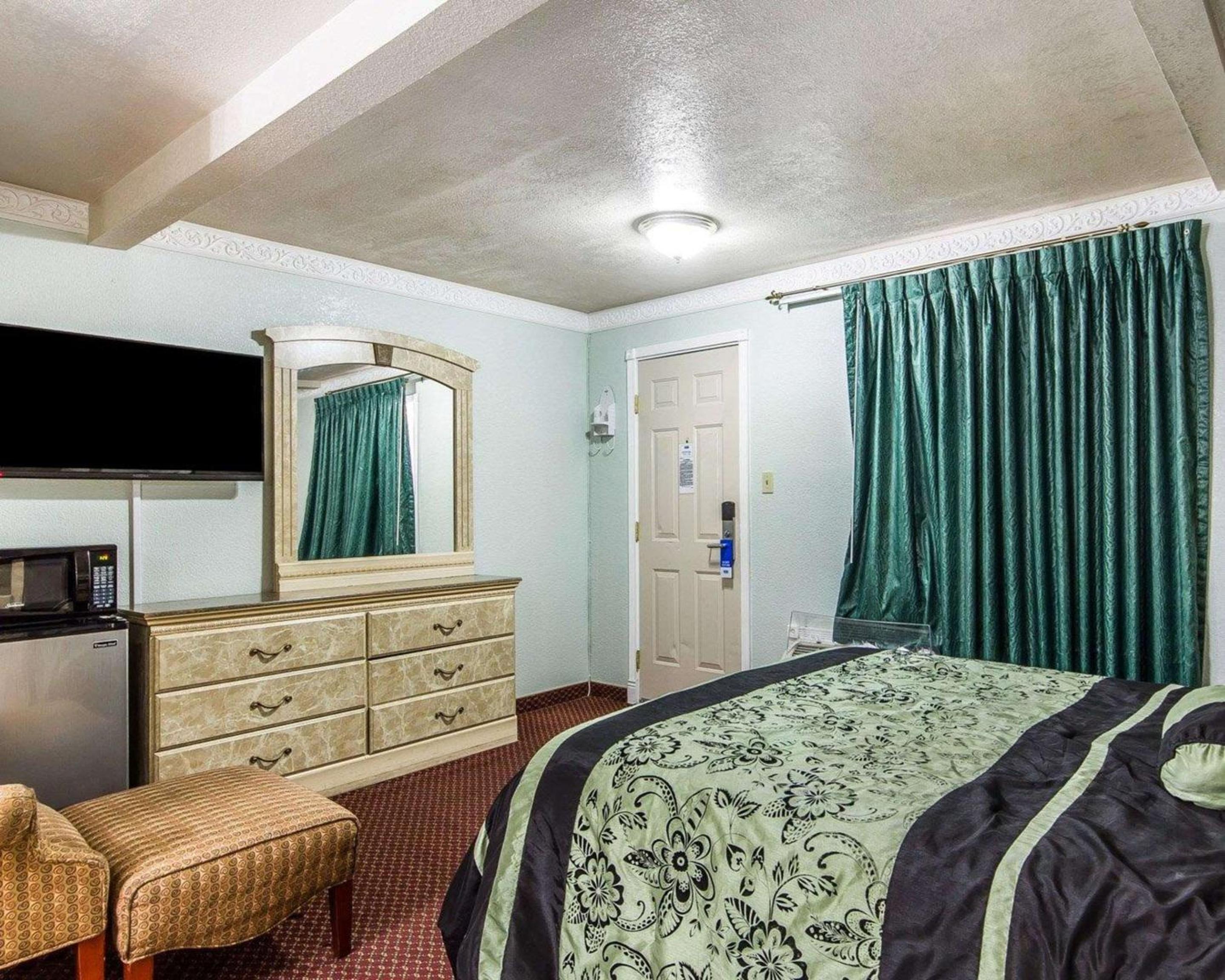 Chico Vacations - Rodeway Inn Chico University Area - Property Image 39