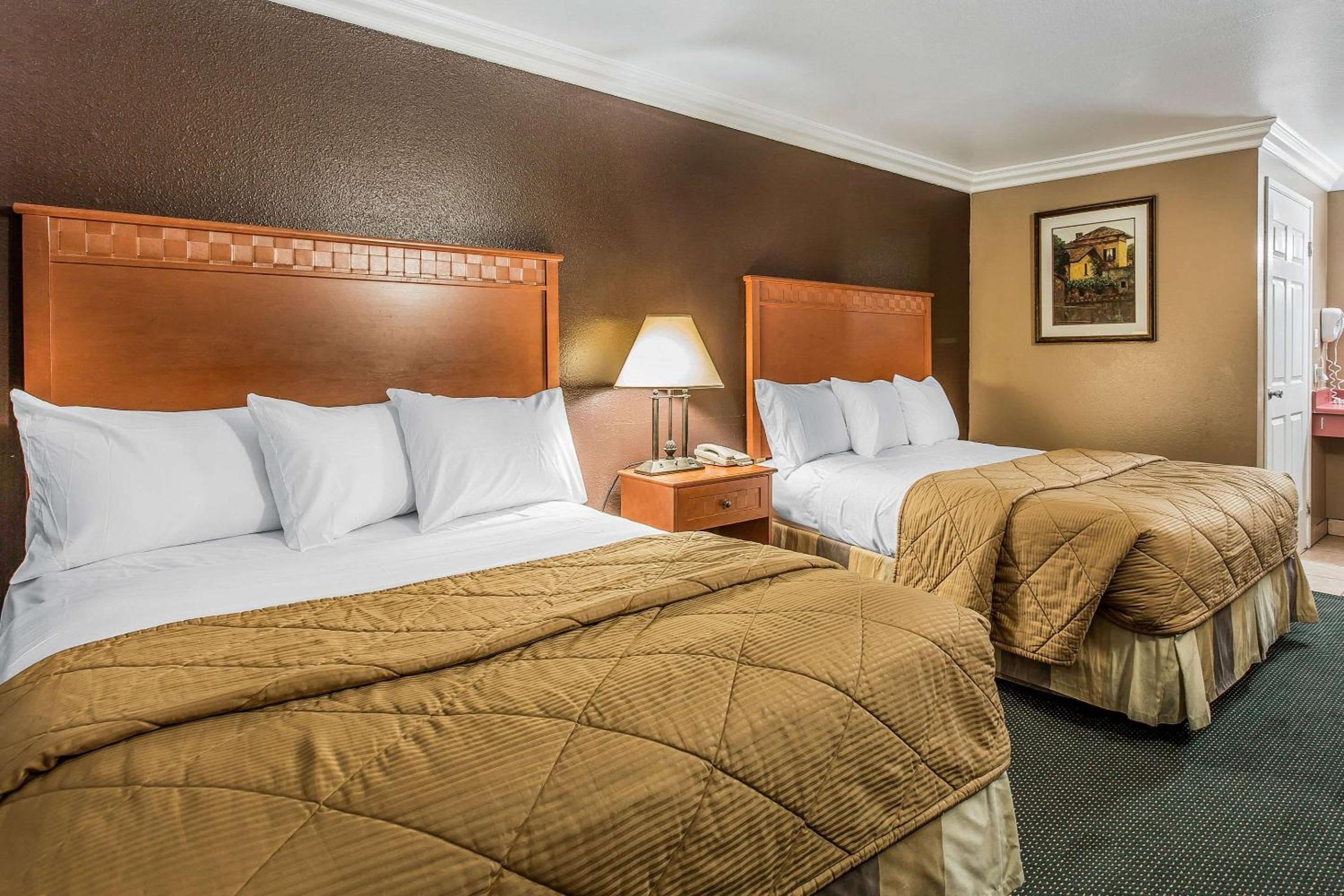 Ventura Vacations - Rodeway Inn - Property Image 35