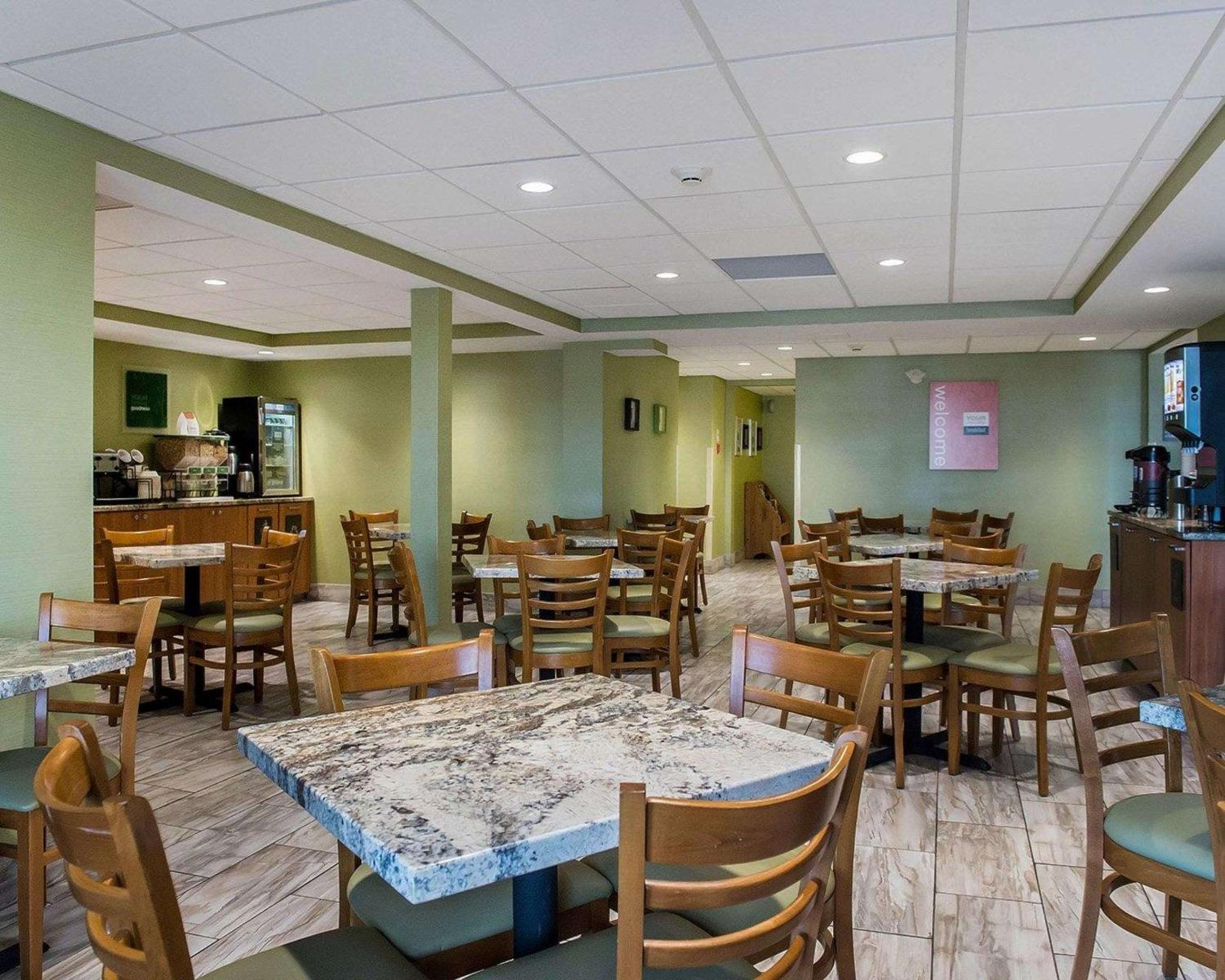 Brockville Vacations - Comfort Inn - Property Image 19