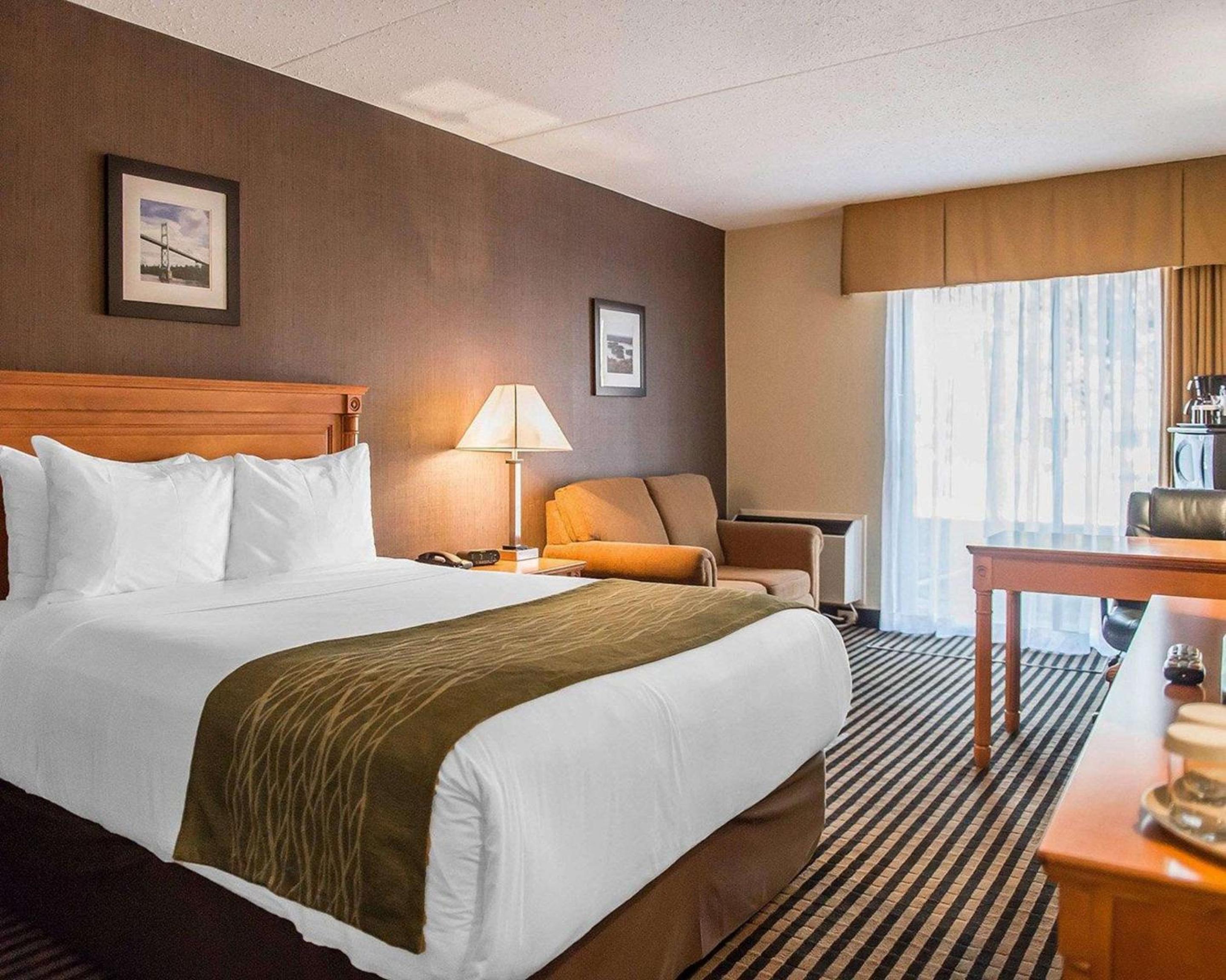 Brockville Vacations - Comfort Inn - Property Image 16