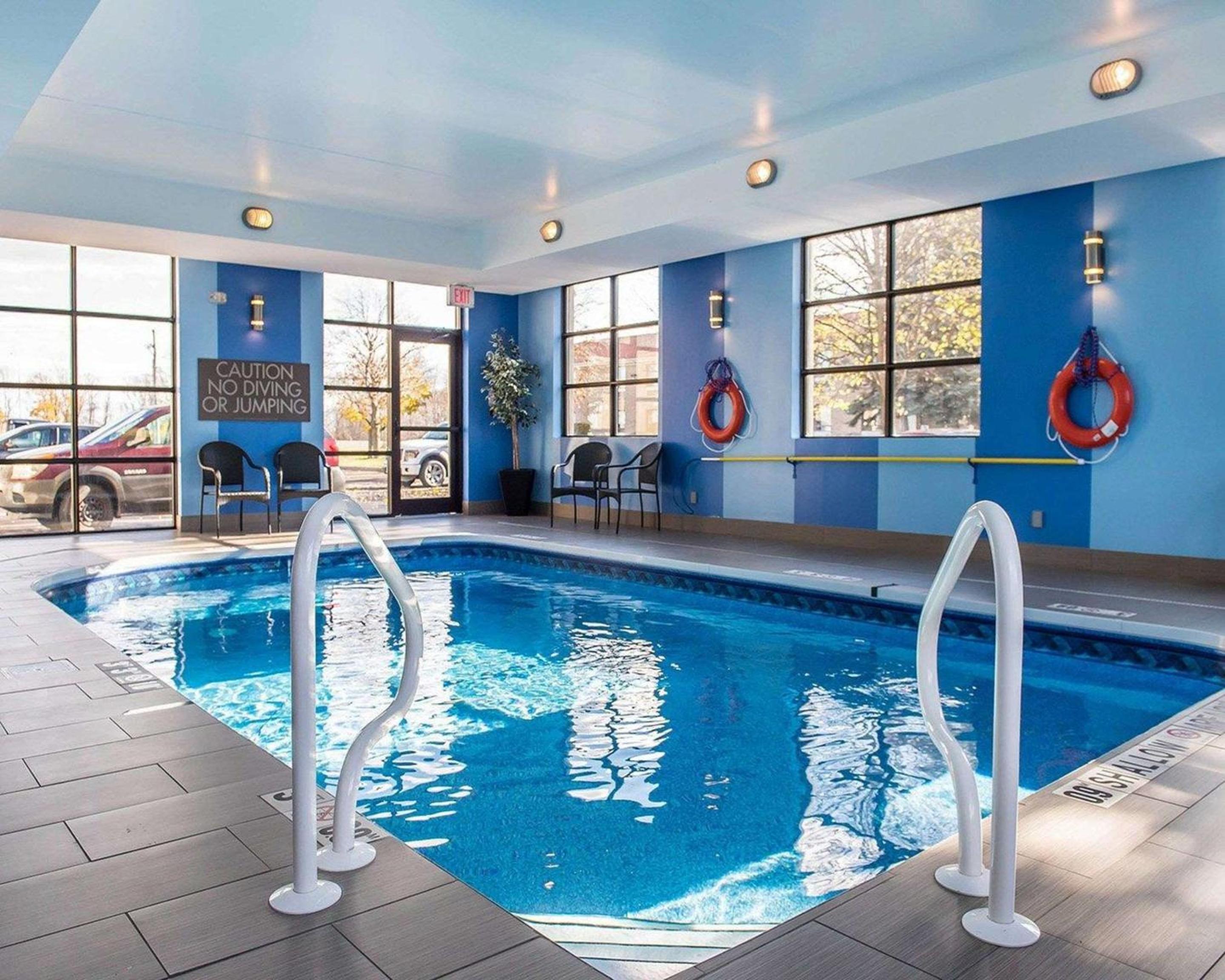 Brockville Vacations - Comfort Inn - Property Image 12