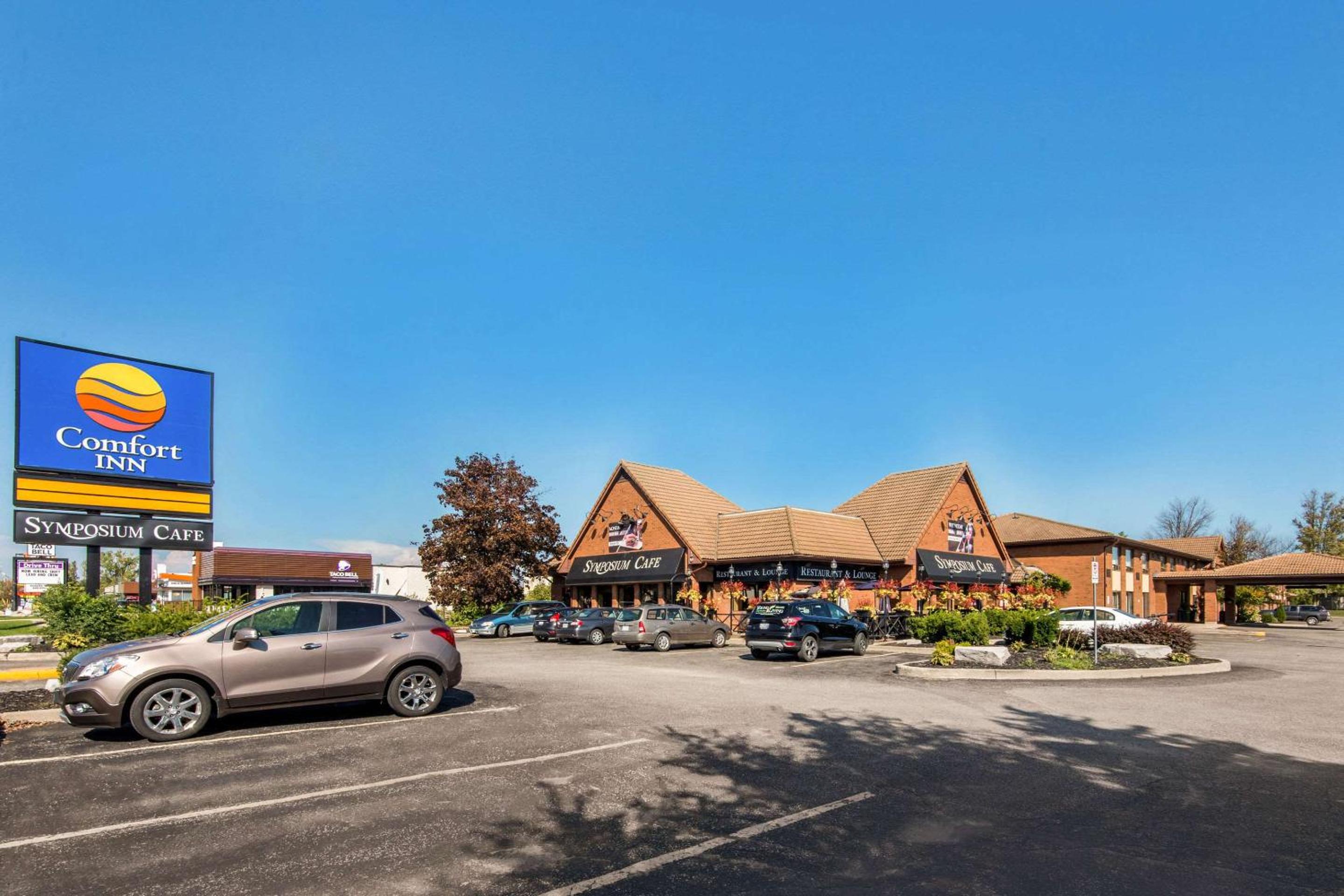 Brantford Vacations - Comfort Inn - Property Image 16