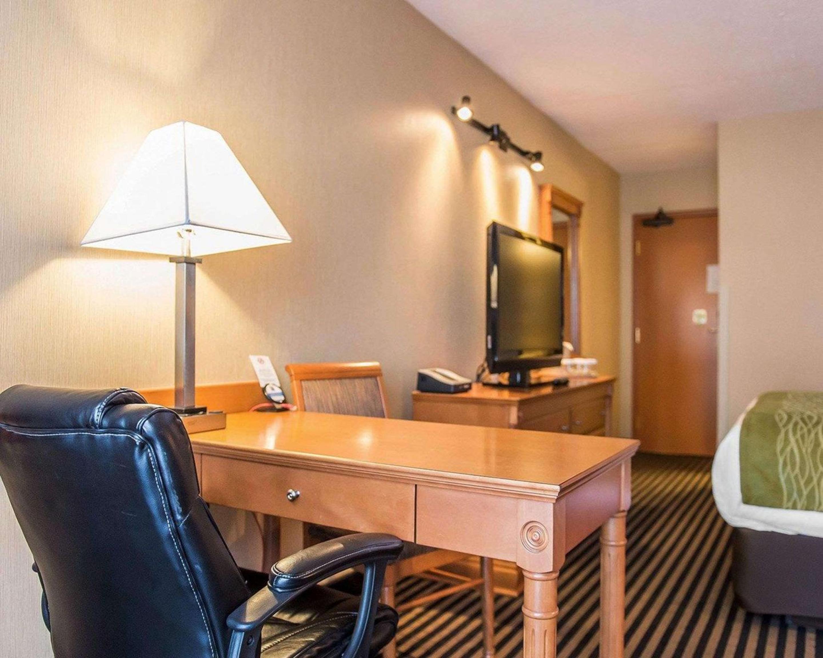 Brockville Vacations - Comfort Inn - Property Image 37