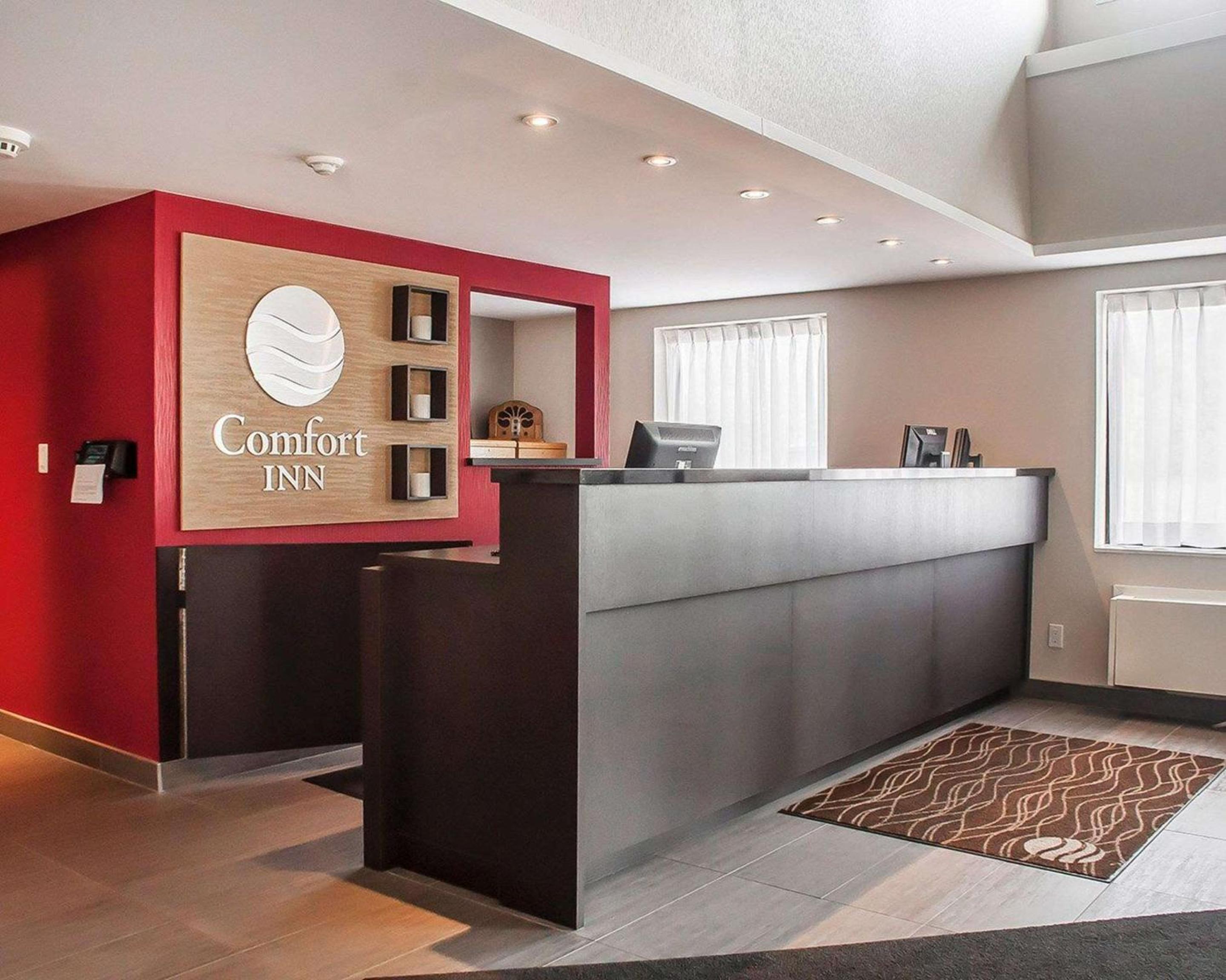 Orillia Vacations - Comfort Inn - Property Image 2