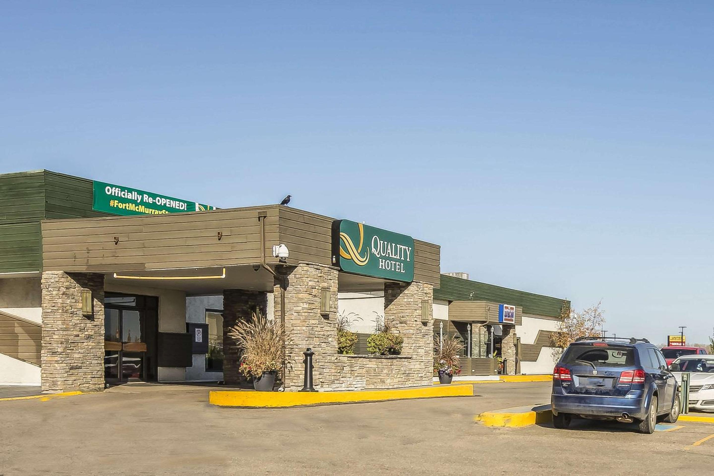 Fort Mcmurray Vacations - Quality Hotel  Conference Centre - Property Image 1