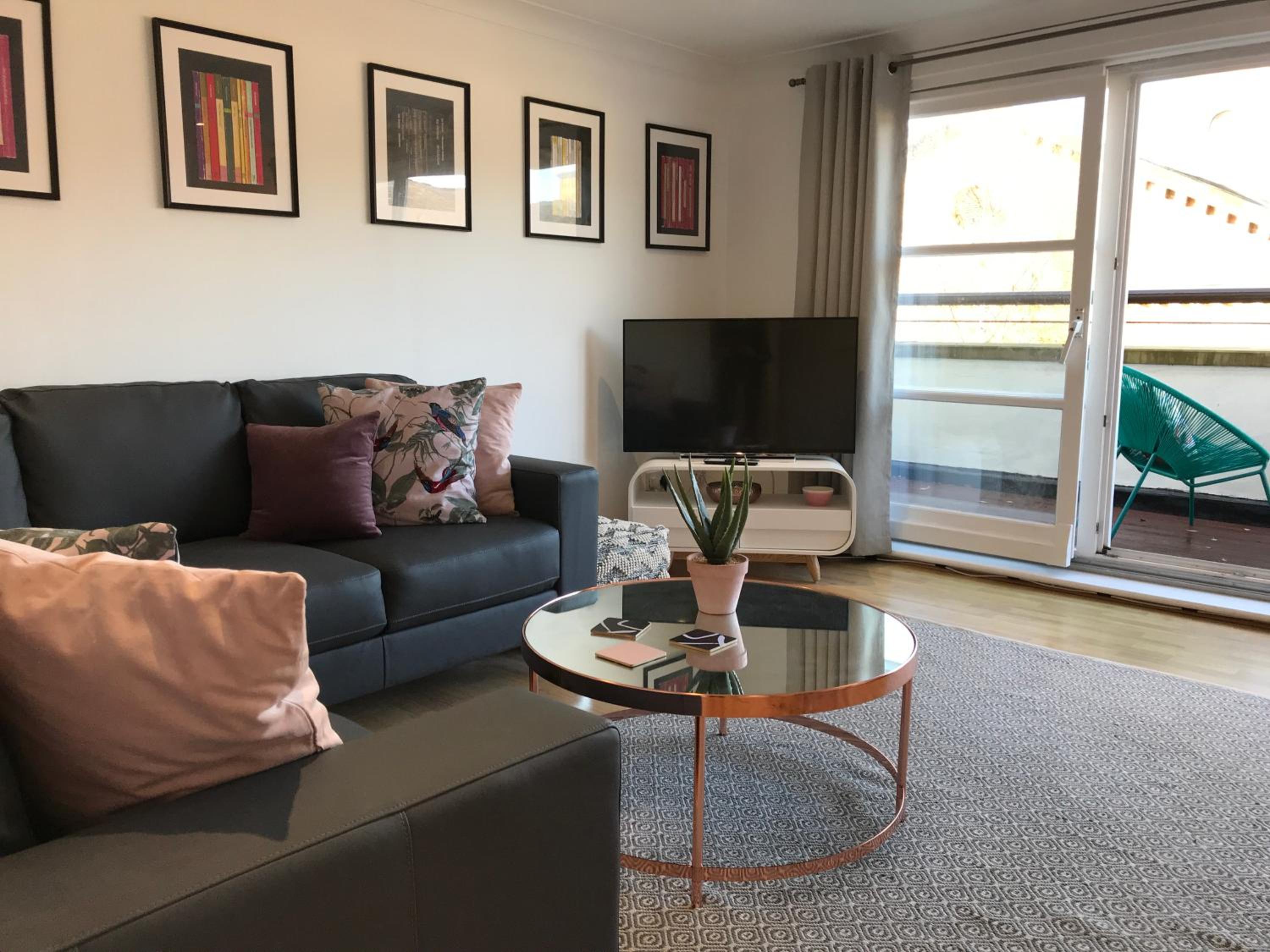 Chrysalis Apartment by Principal Apartments view 2