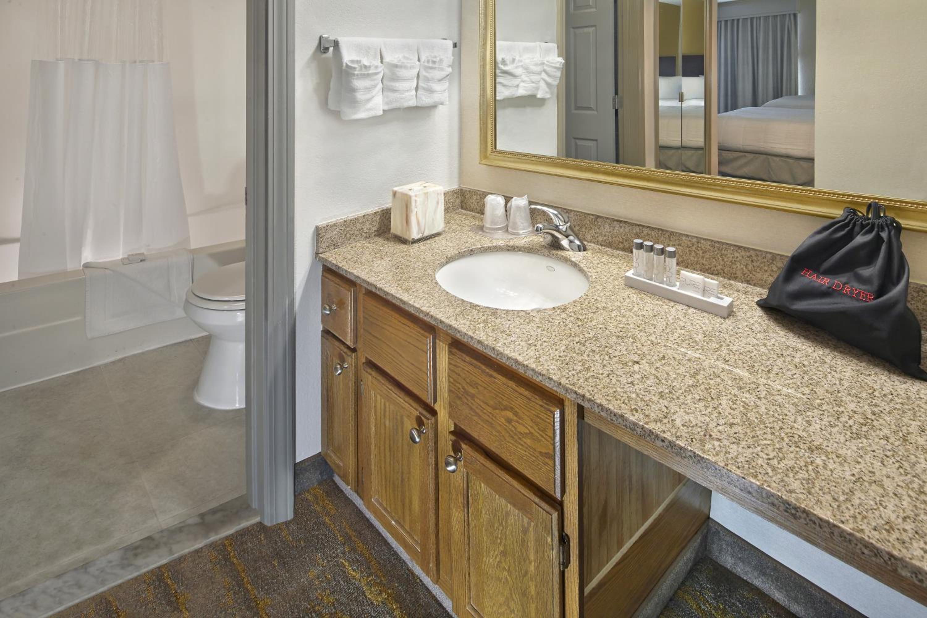 New Haven Vacations - New Haven Village Suites - Property Image 20