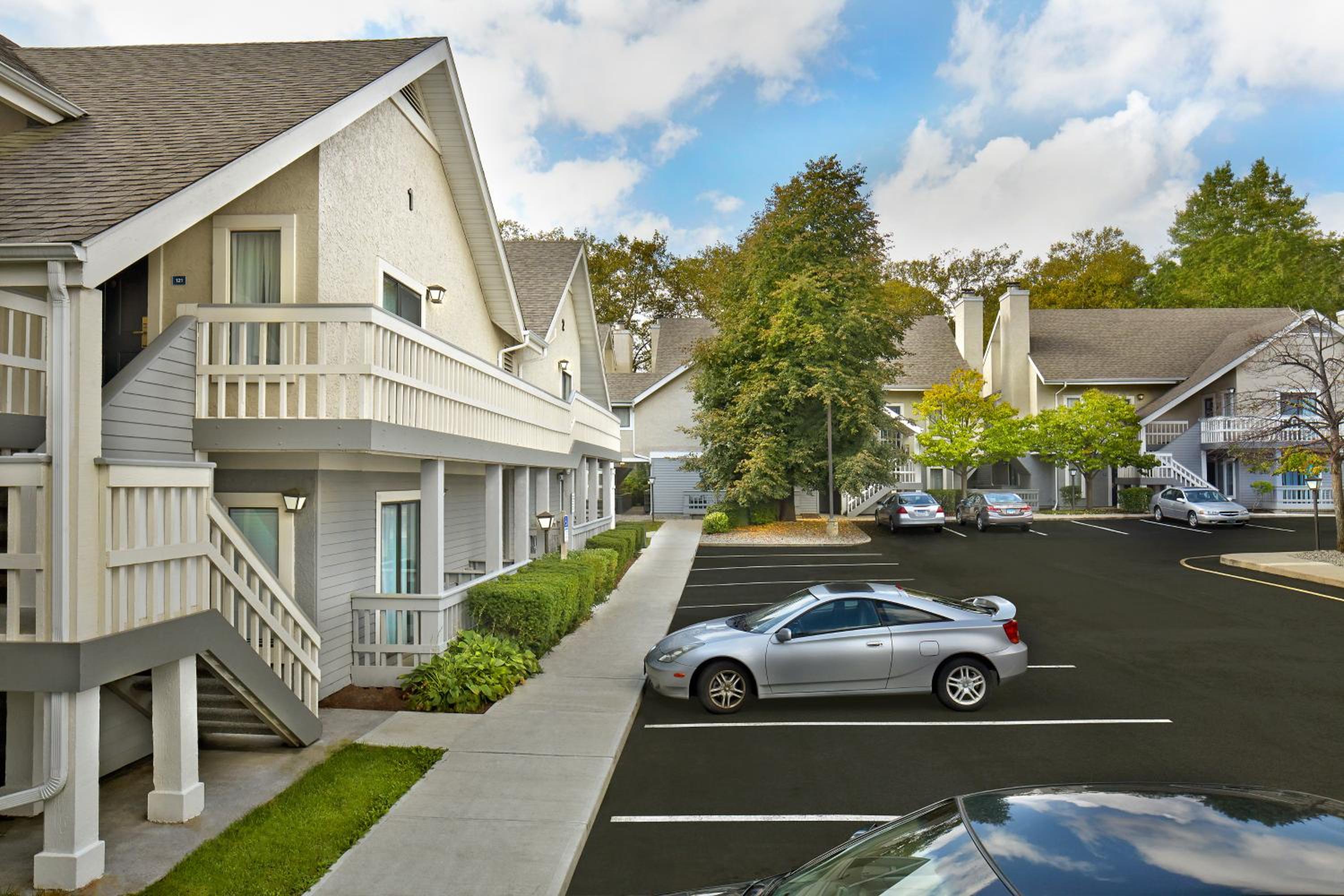 New Haven Vacations - New Haven Village Suites - Property Image 11
