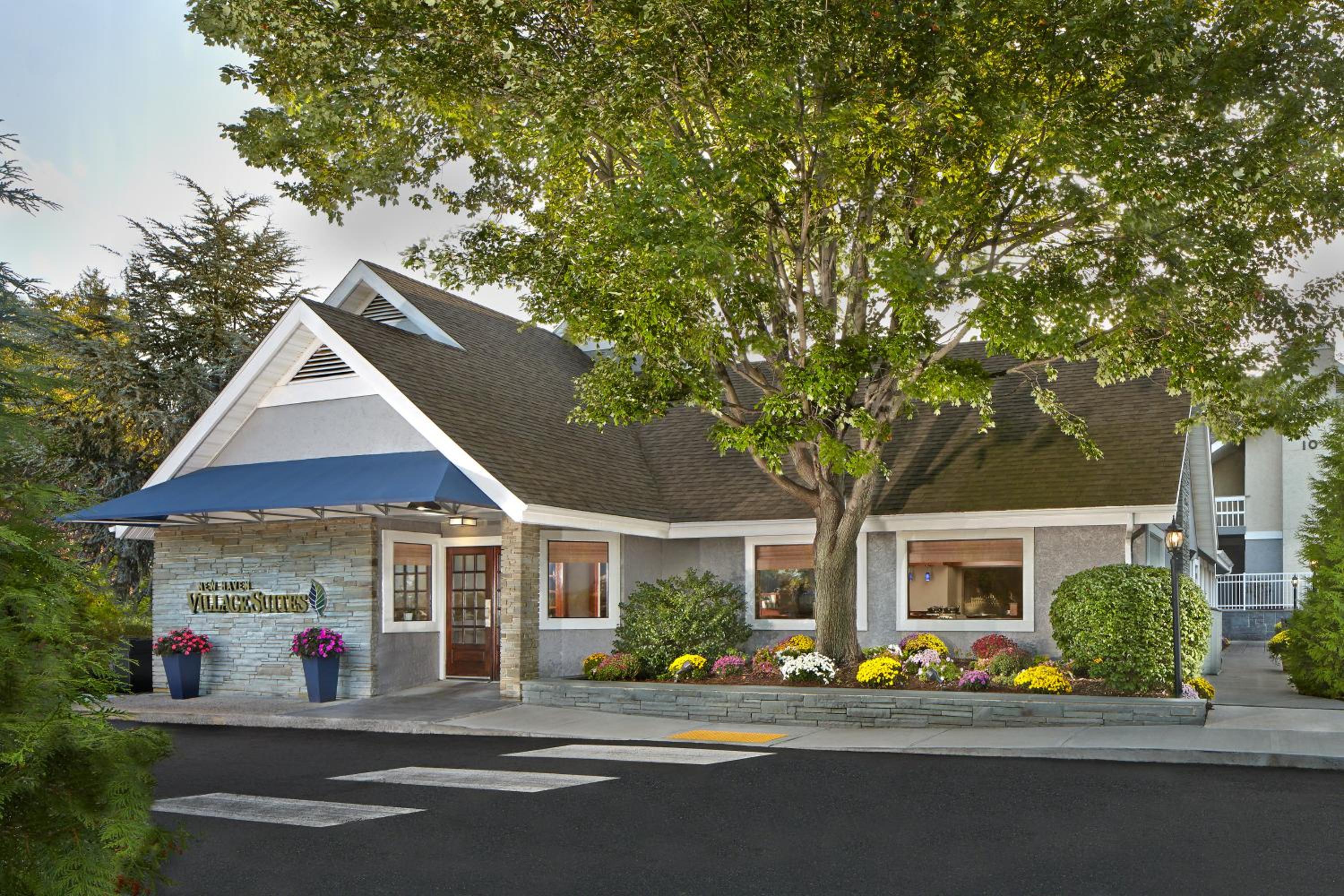 New Haven Vacations - New Haven Village Suites - Property Image 5