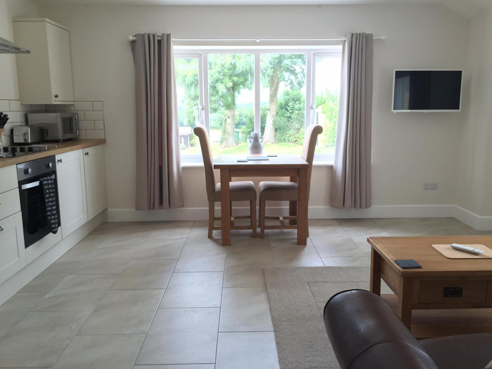 STUNNING FARM COTTAGES at South Downs Rural Retreats view 4