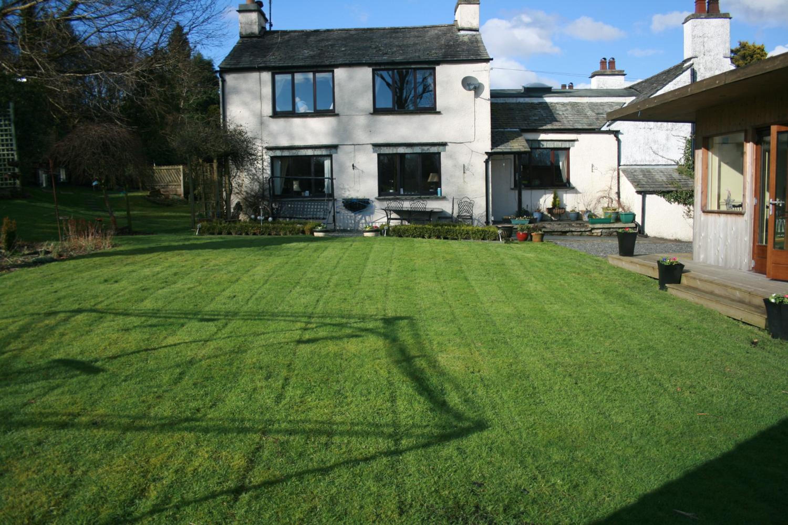 School House Cottage B&B and tea garden view 4