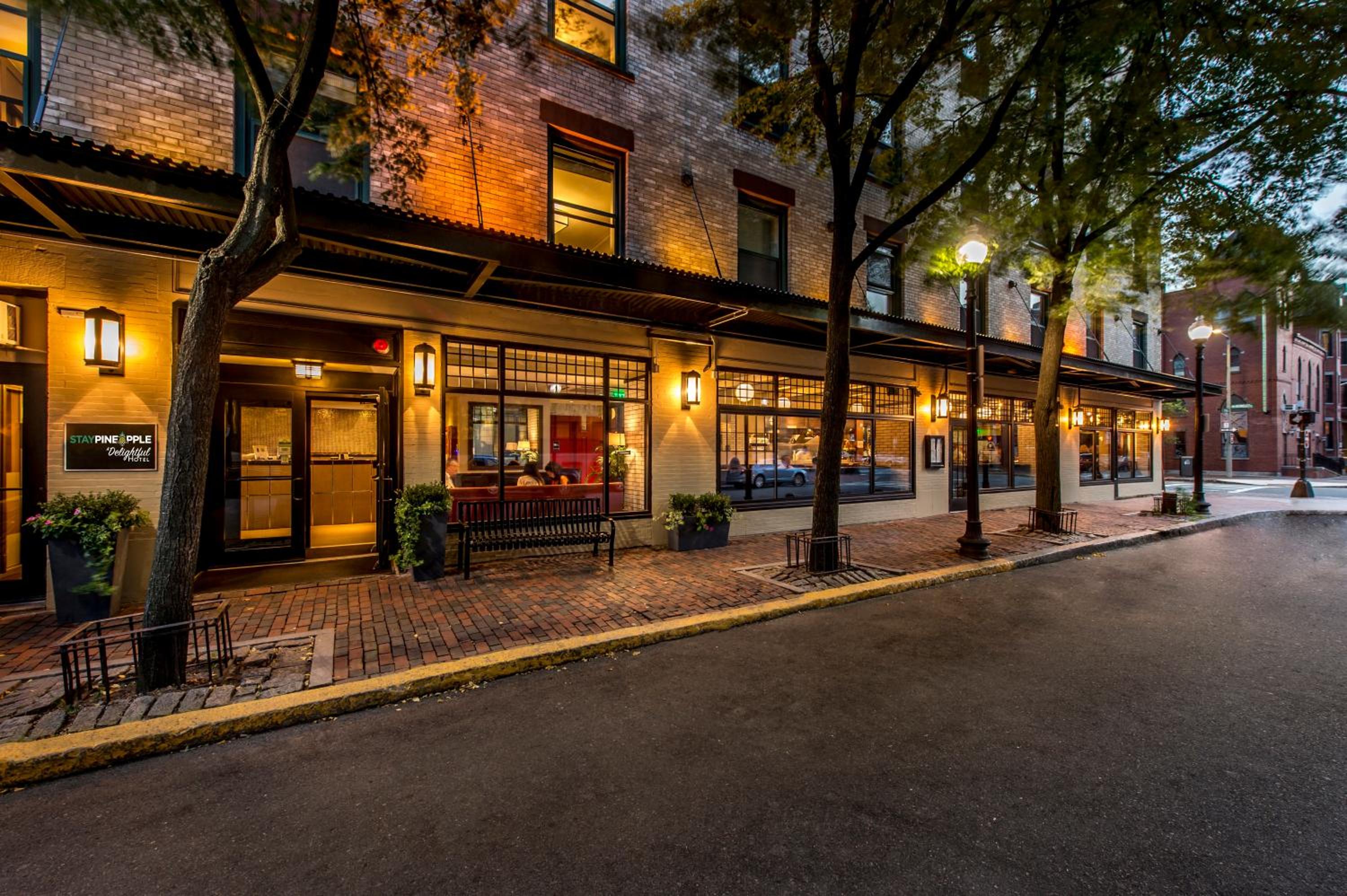 Boston Vacations - Staypineapple, A Delightful Hotel, South End - Property Image 14