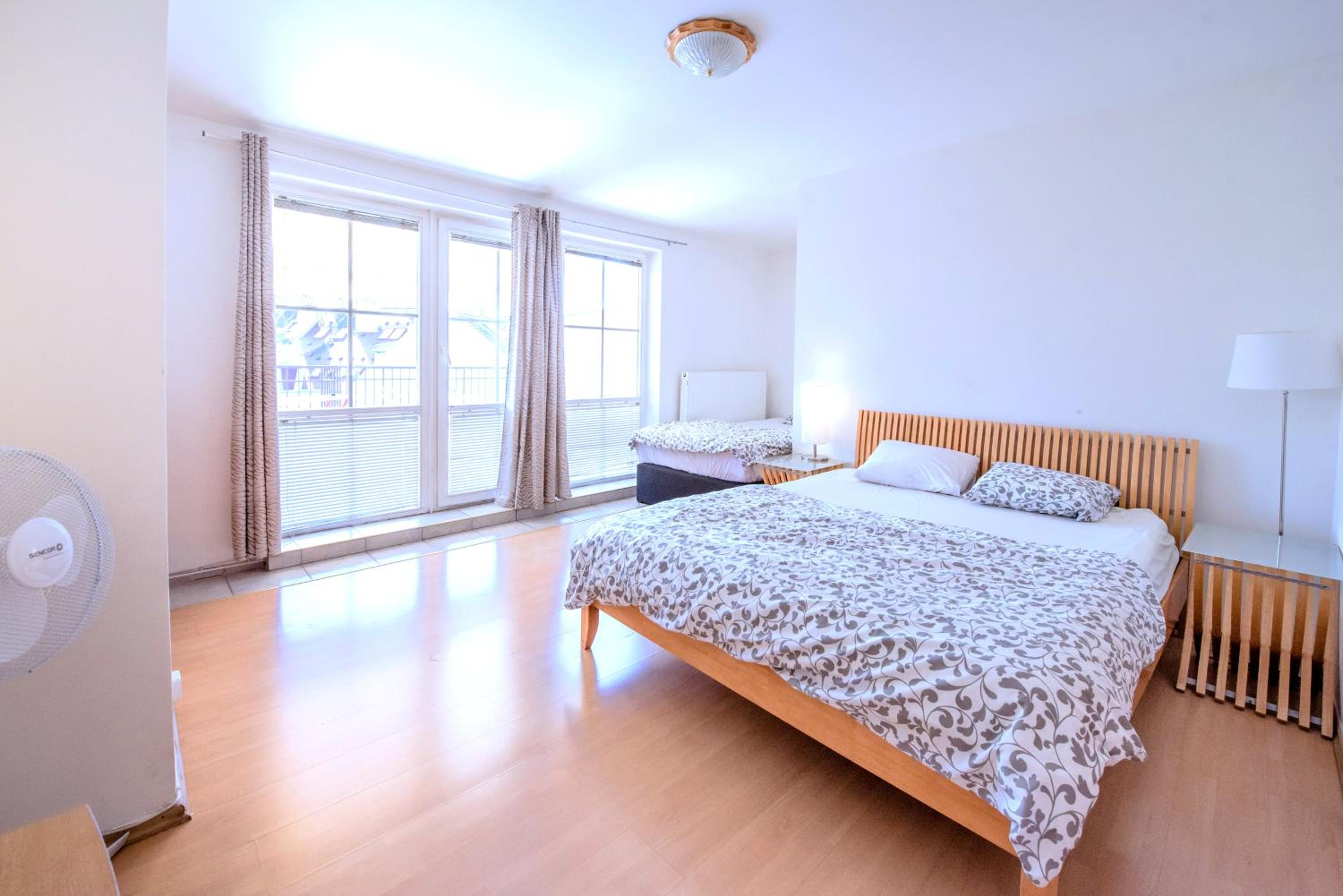 Apartments Vezenska