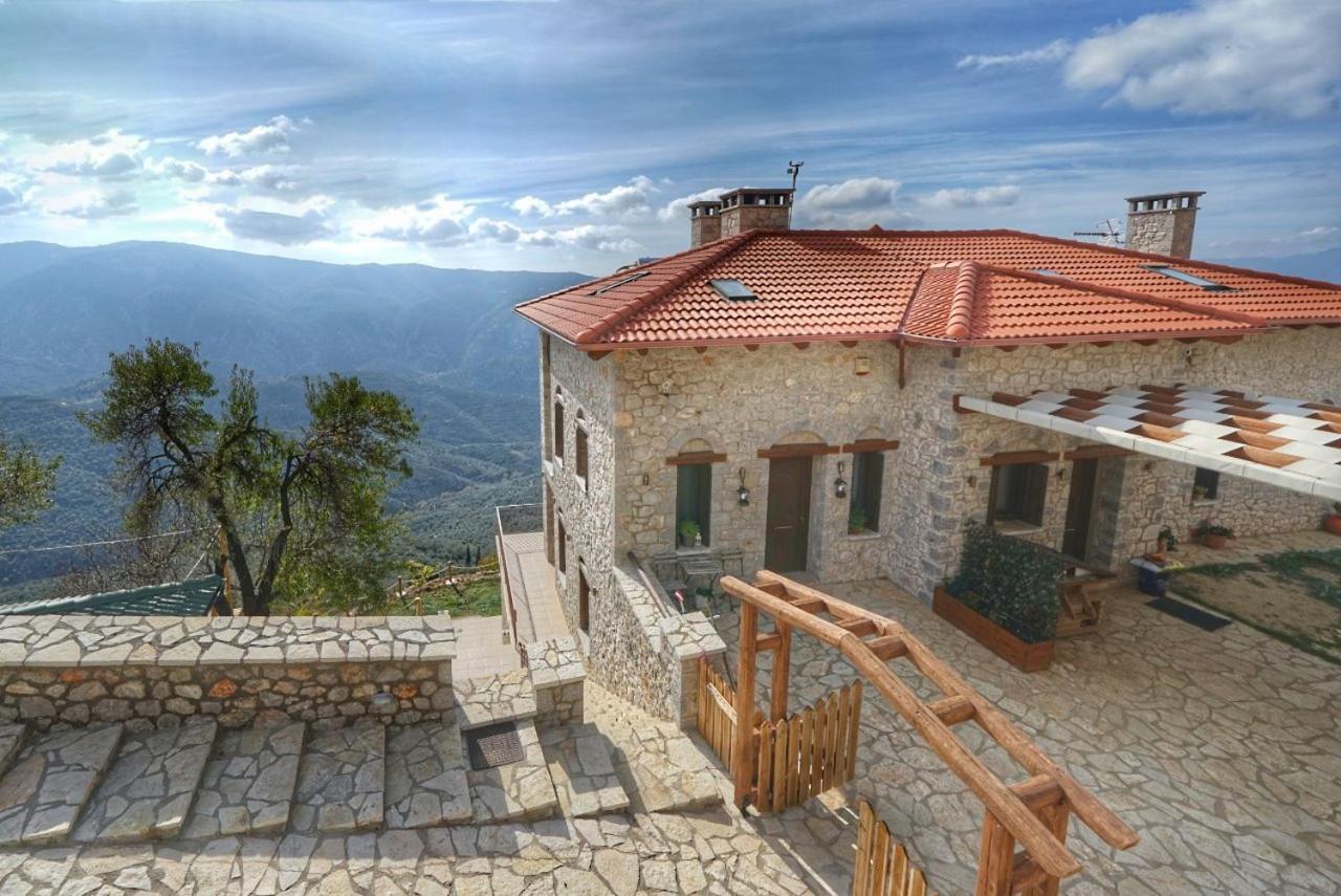 AlmondHouse Suites with Fireplace - ADULTS ONLY