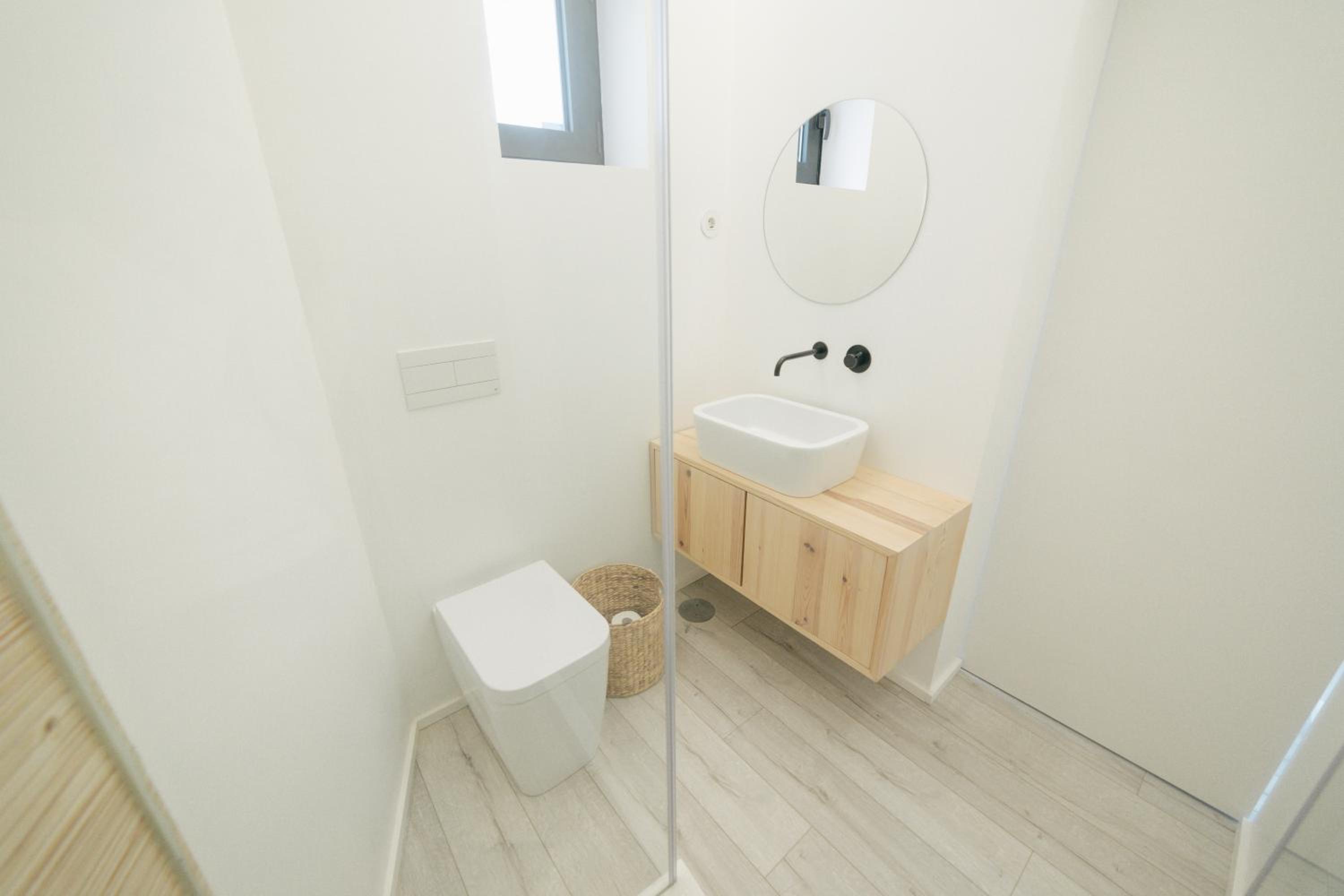 Retreat to a Stylish Concept House in Porto view 5