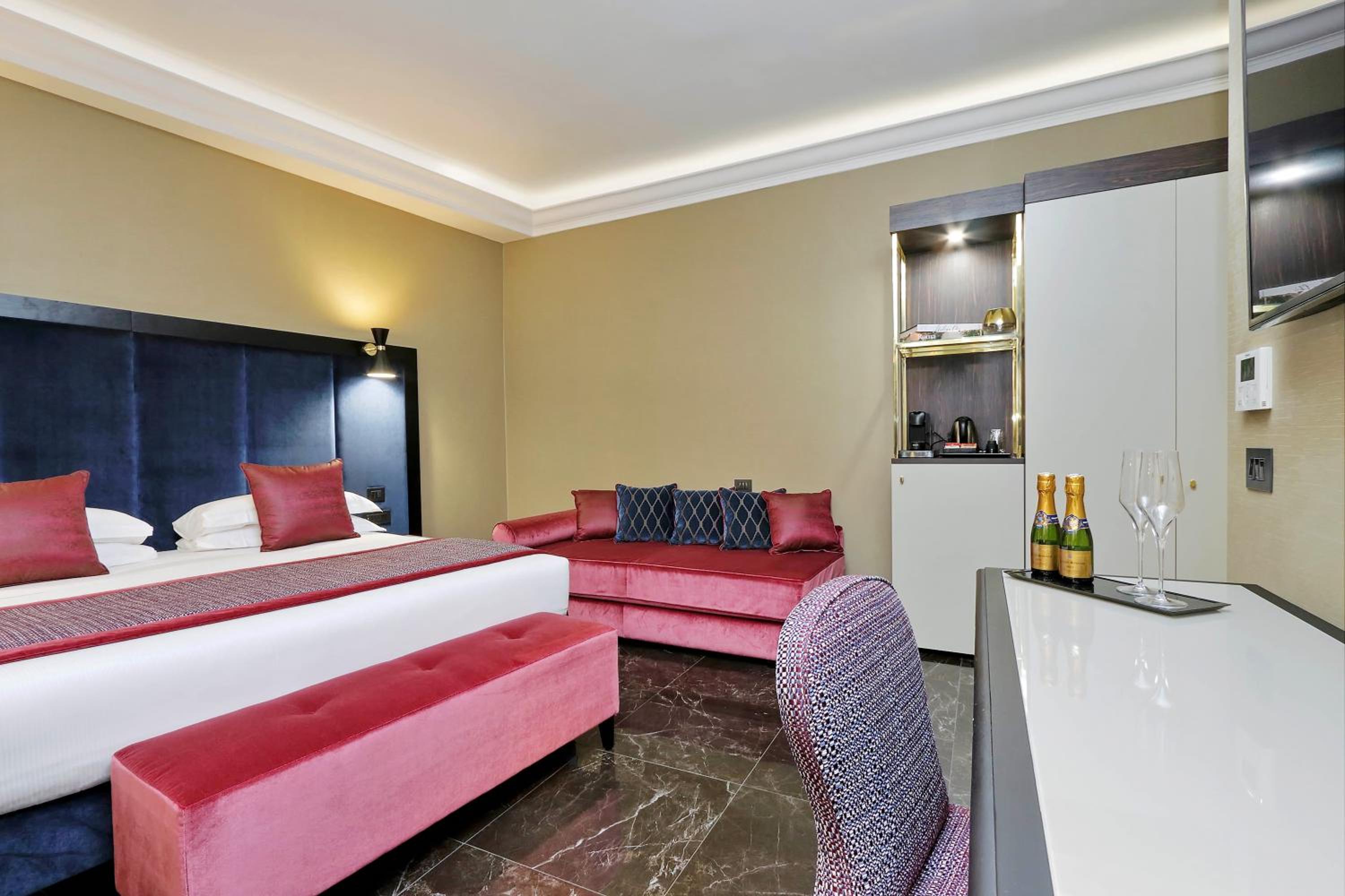 BQ House Colosseo Luxury Rooms