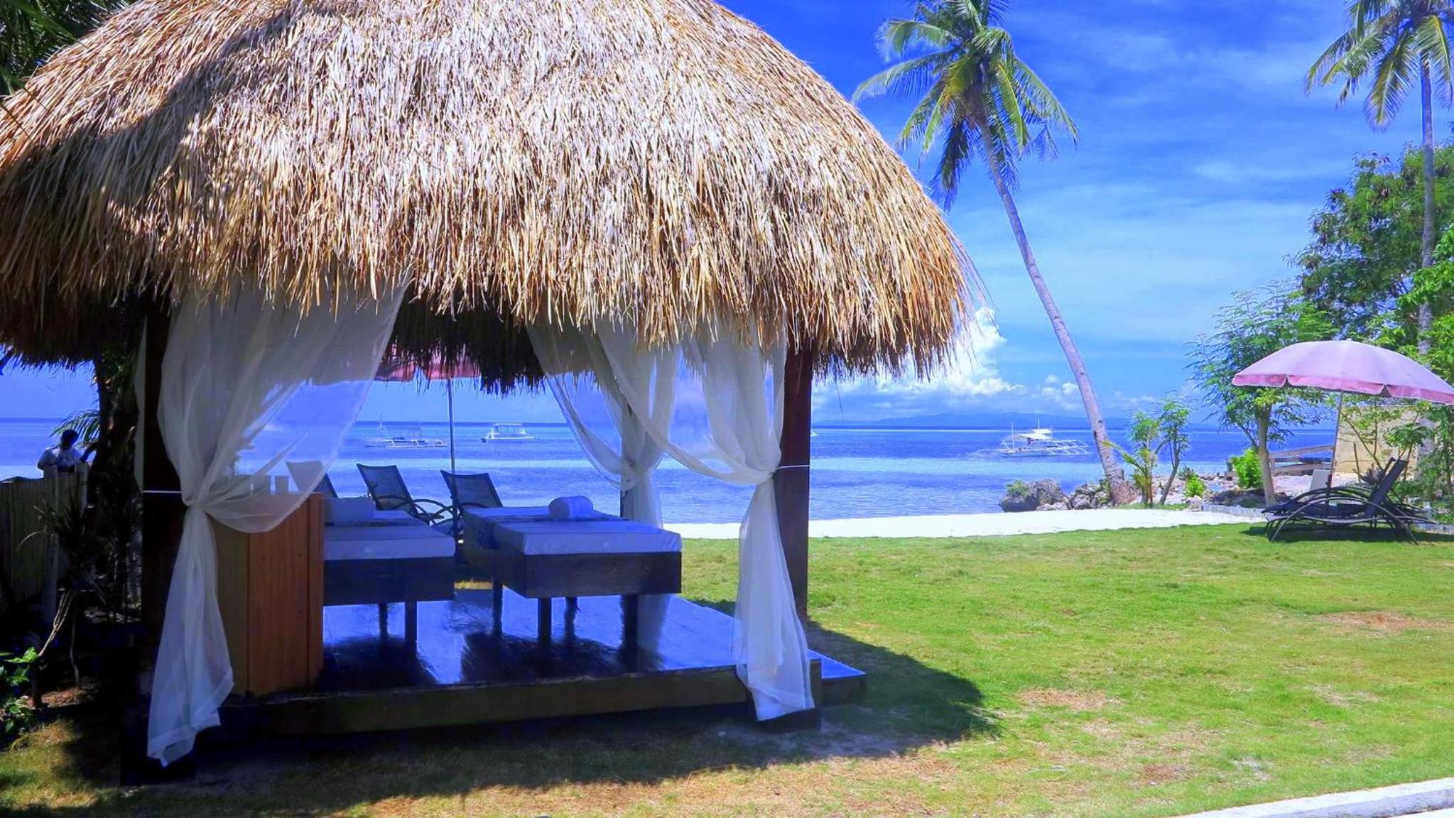 Bohol South Beach Hotel