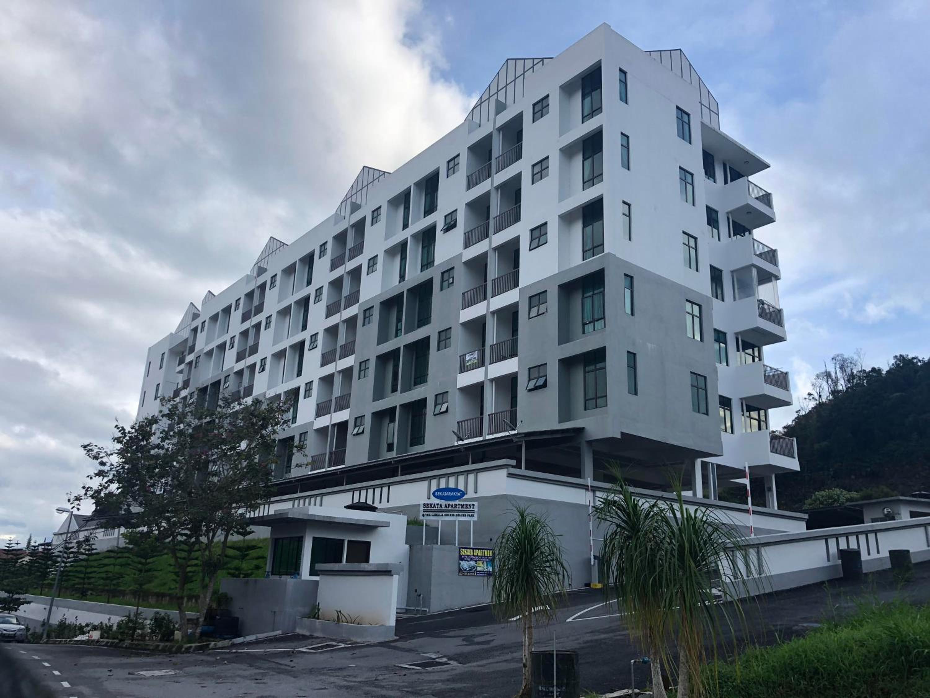 Brand New Apartment in Local Neighbourhood view 2
