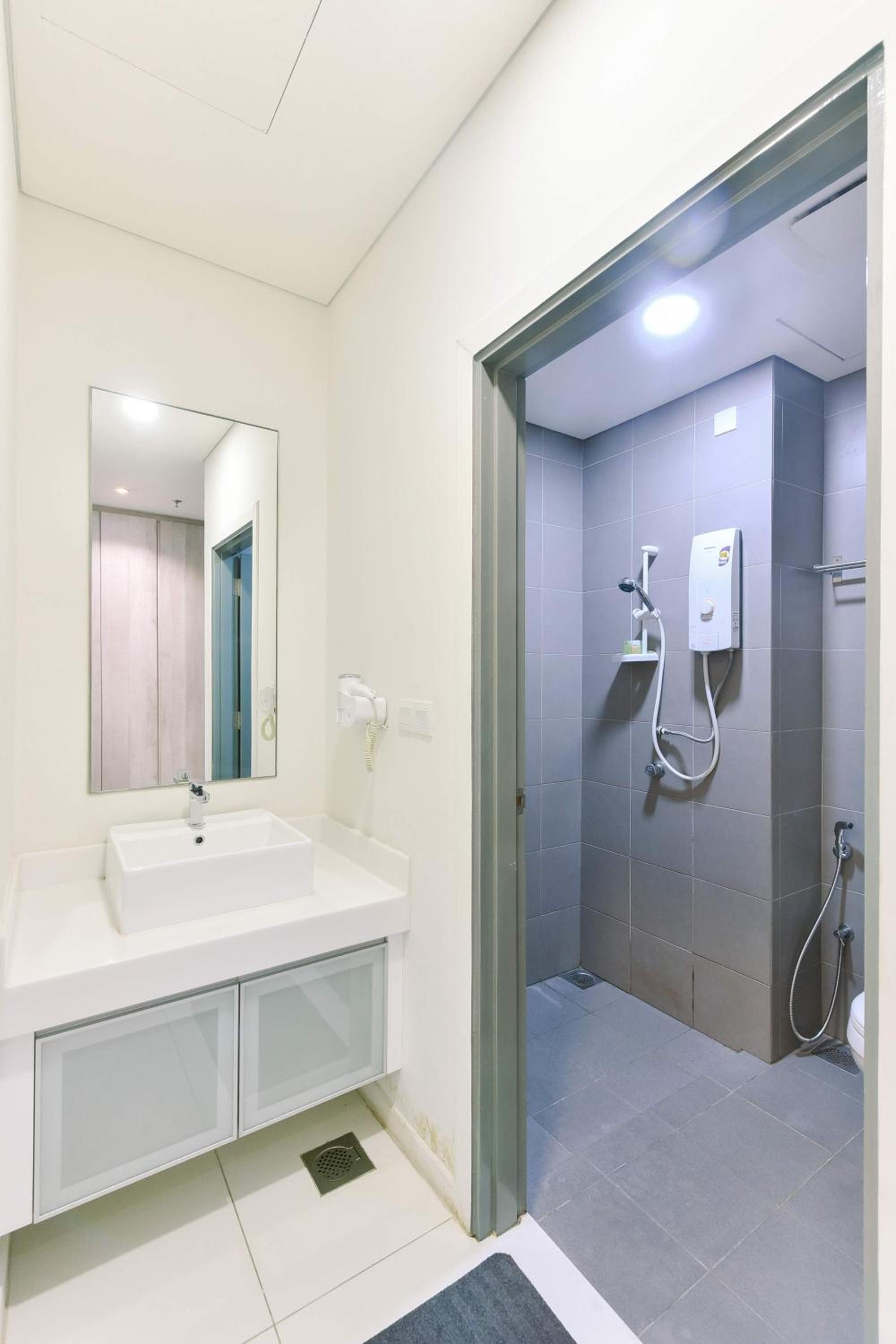 Summer Suites Residences by Subhome