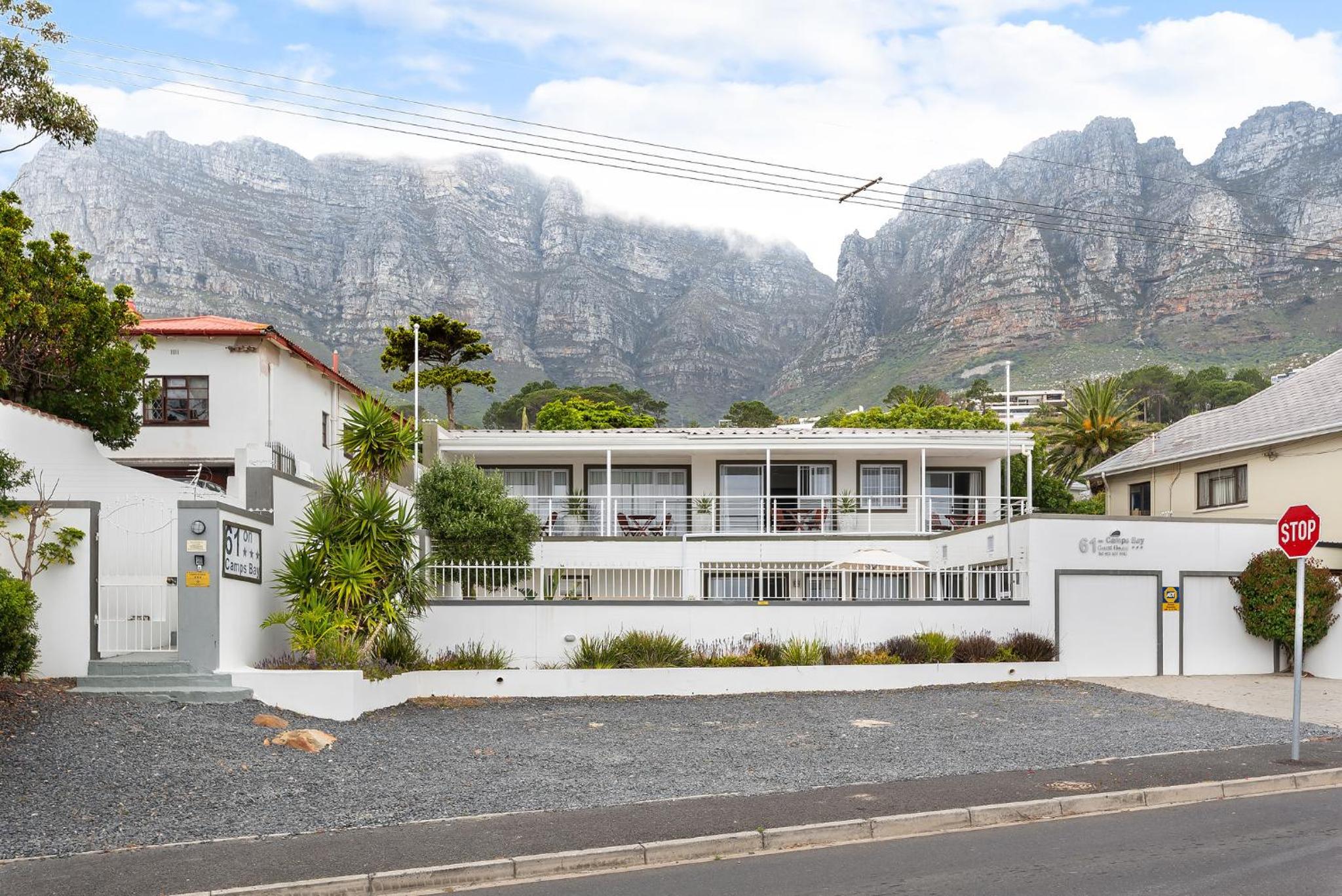 L X I Camps Bay