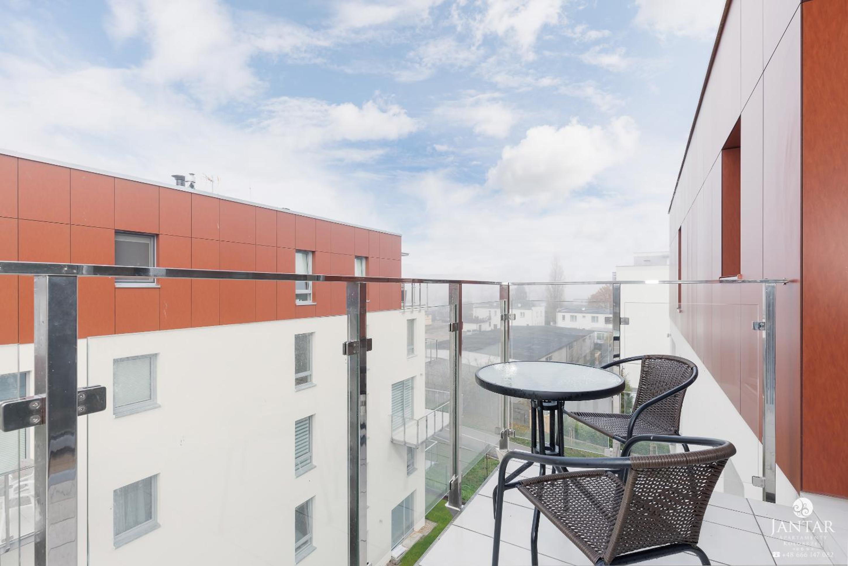 Tolles Familienapartment mit 3 Schlafzimmern einer Terrasse und Garage by Jantar Apartamenty view 2