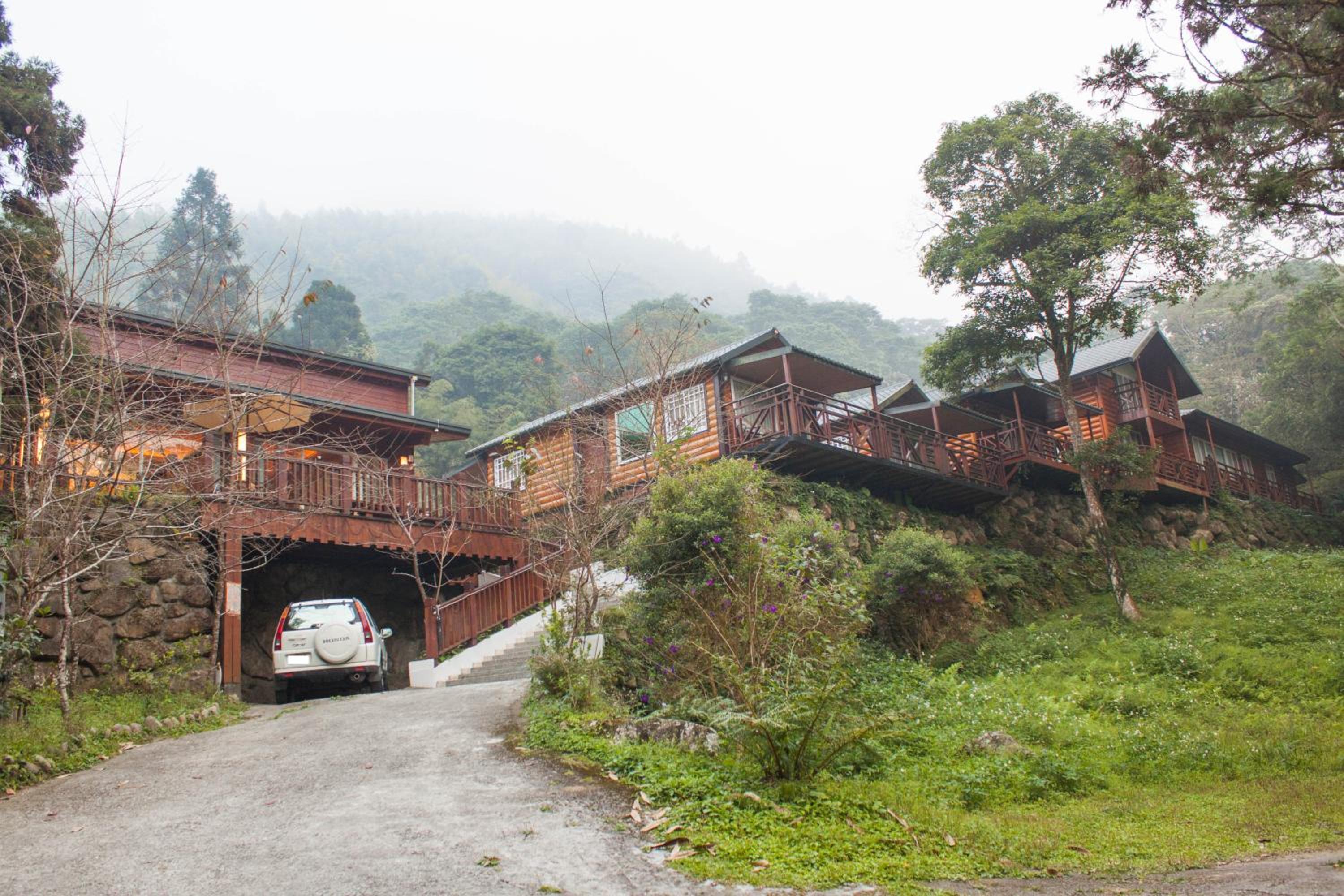 Xitou Star Homestay view 2